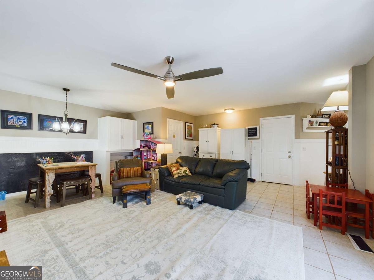 1020 Laurel Chase Run Property Photo 21