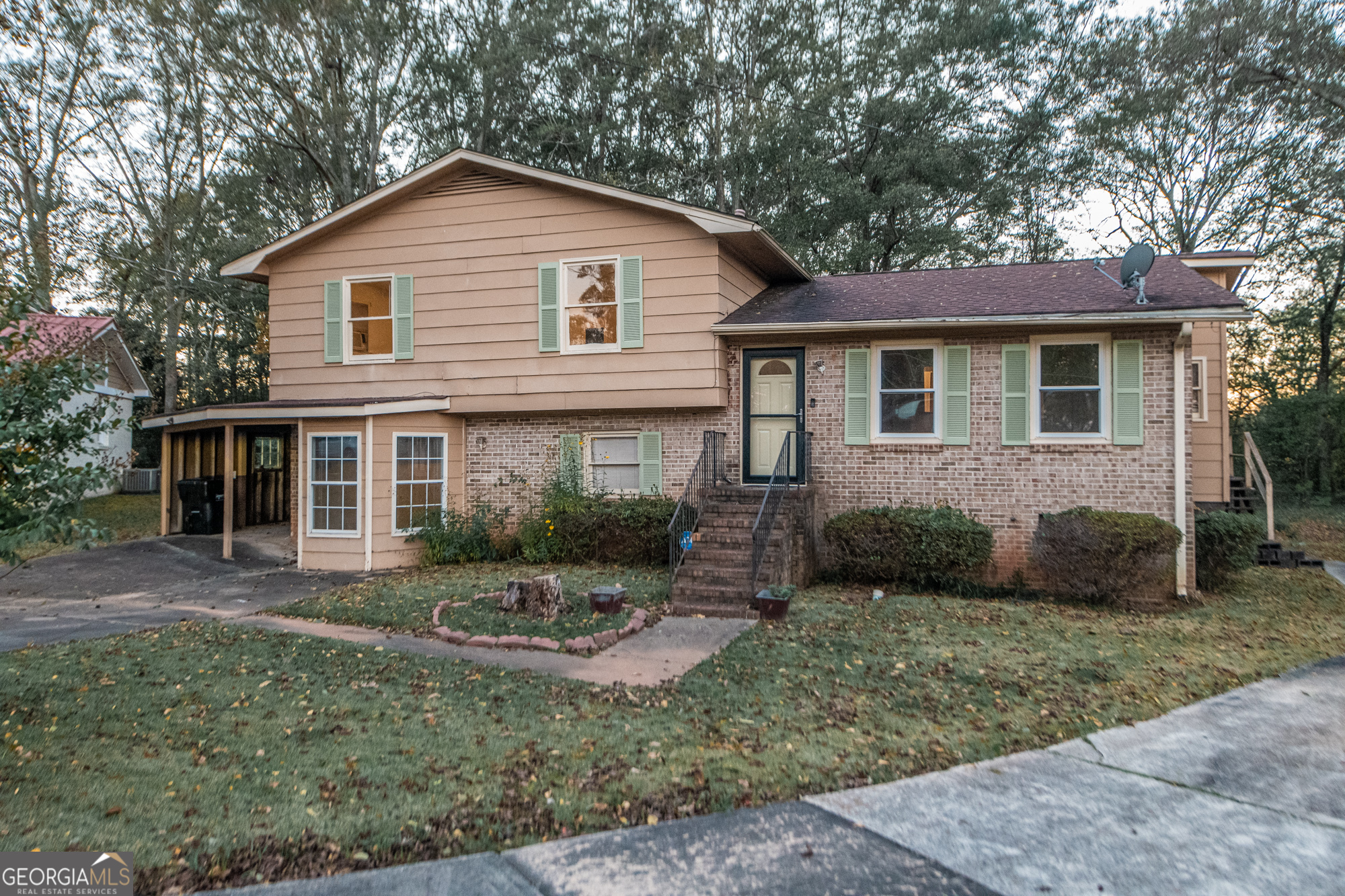 407 Westchester Drive Property Photo 4