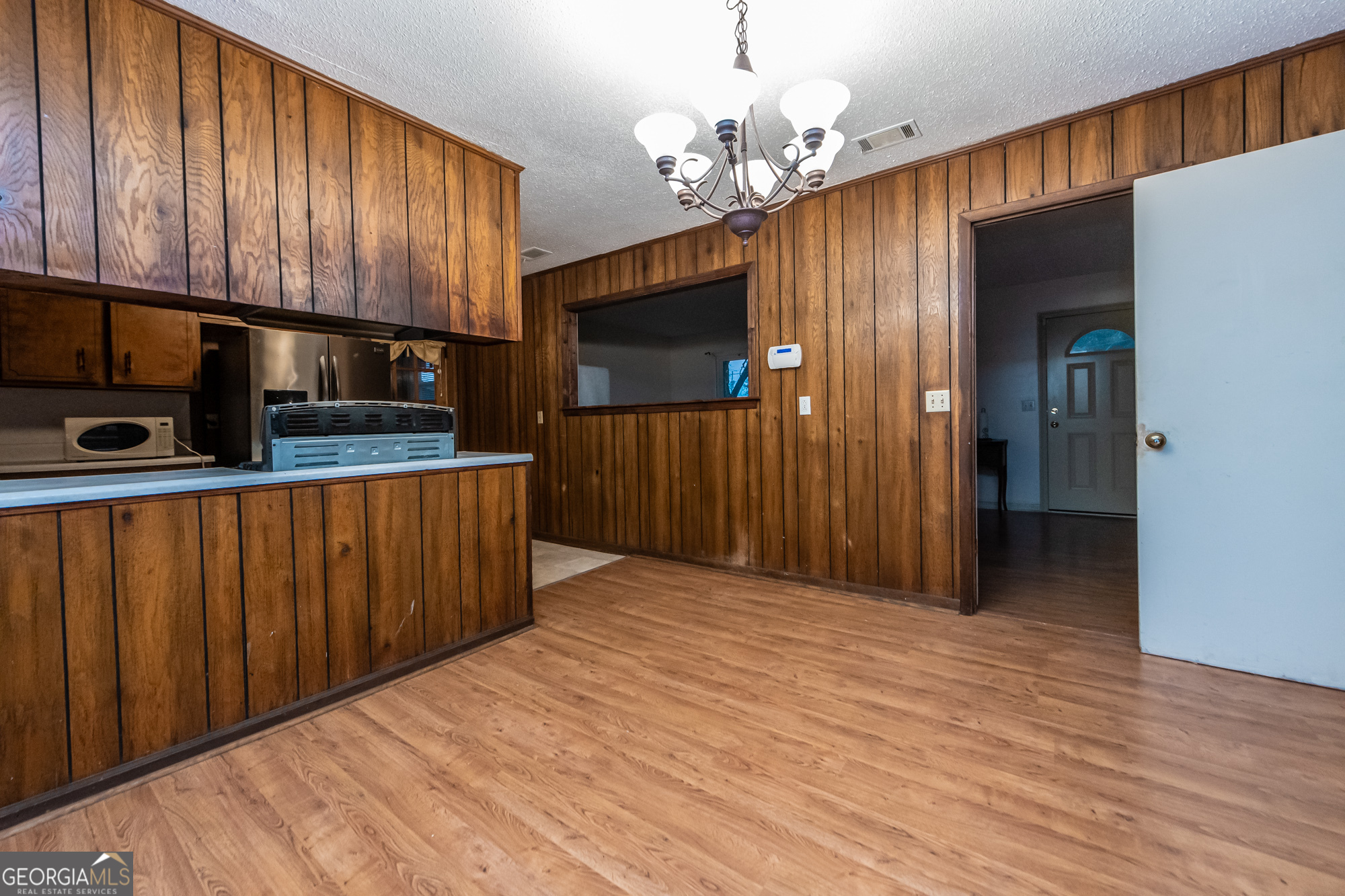 407 Westchester Drive Property Photo 15