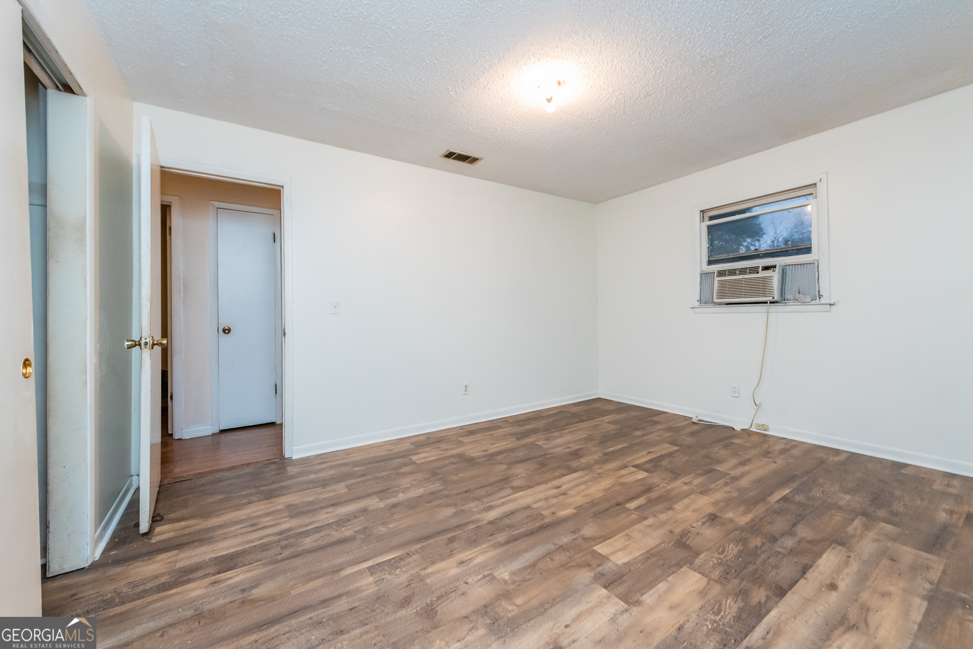 407 Westchester Drive Property Photo 28