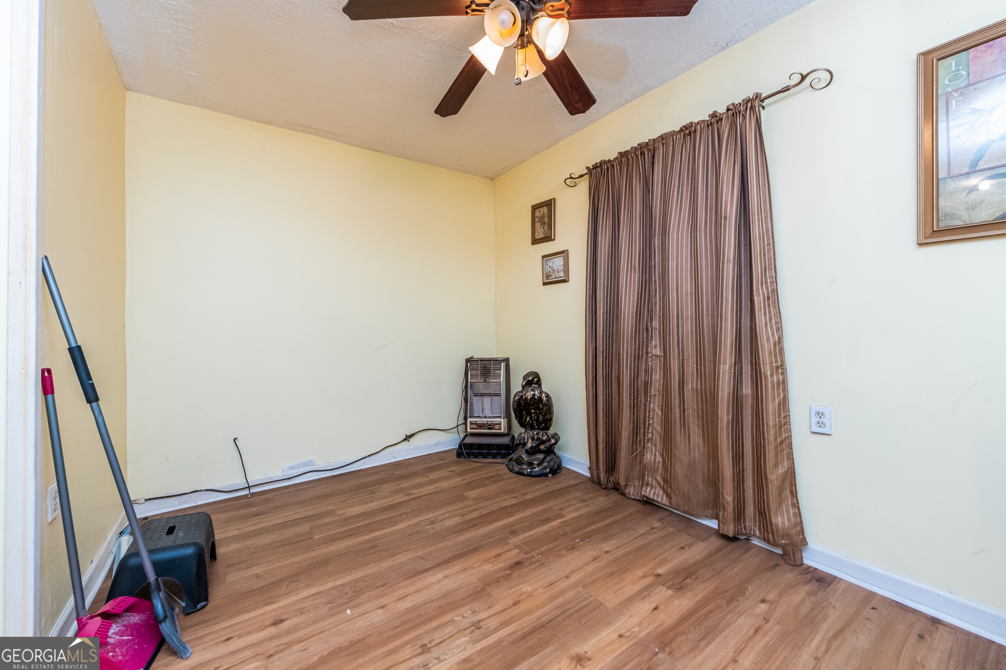 407 Westchester Drive Property Photo 37