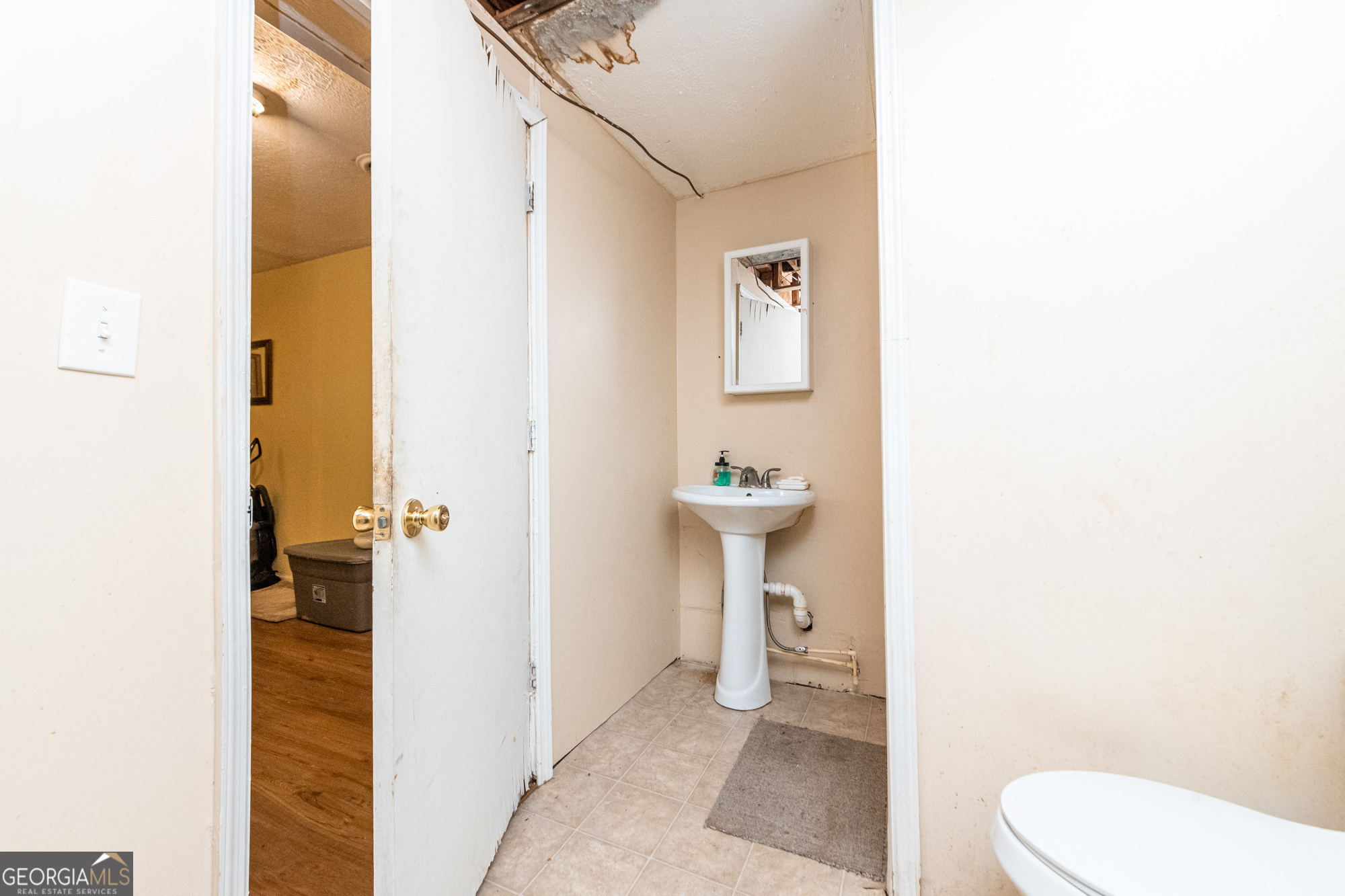 407 Westchester Drive Property Photo 40