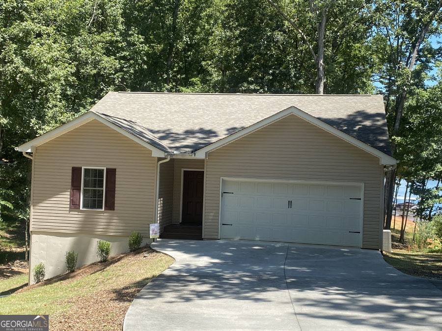 464 Greenleaf Drive Property Photo