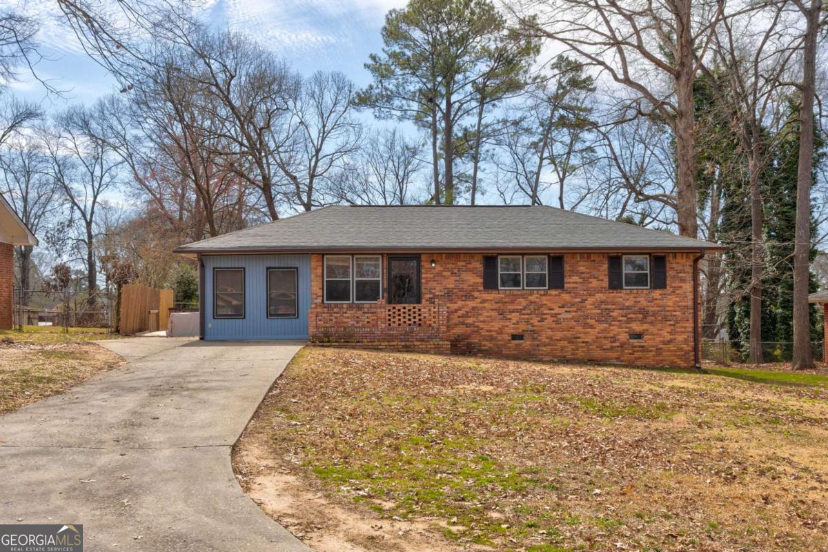 3553 Lakeview Drive Property Photo