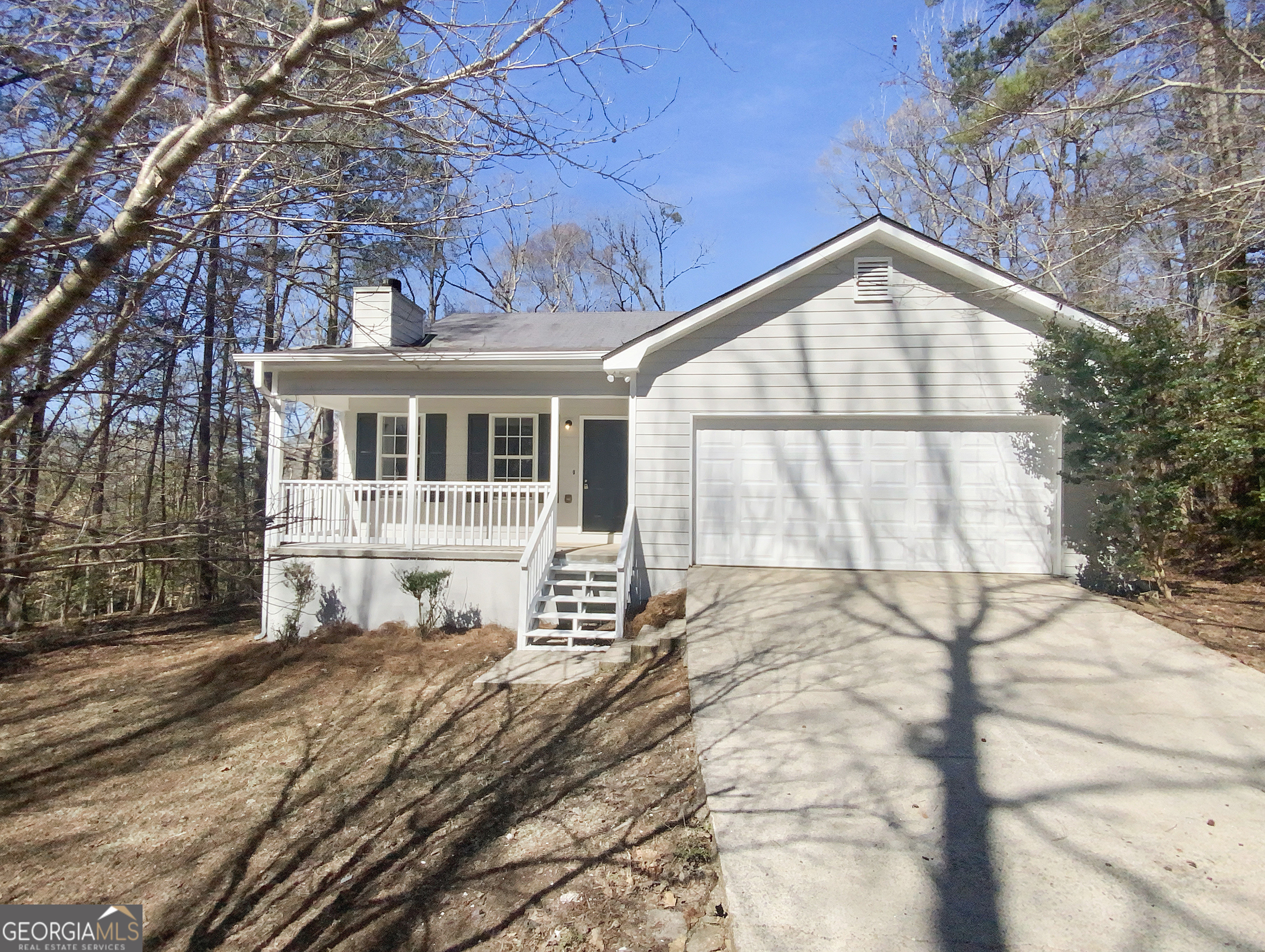 405 Willow Shoals Drive Property Photo 1