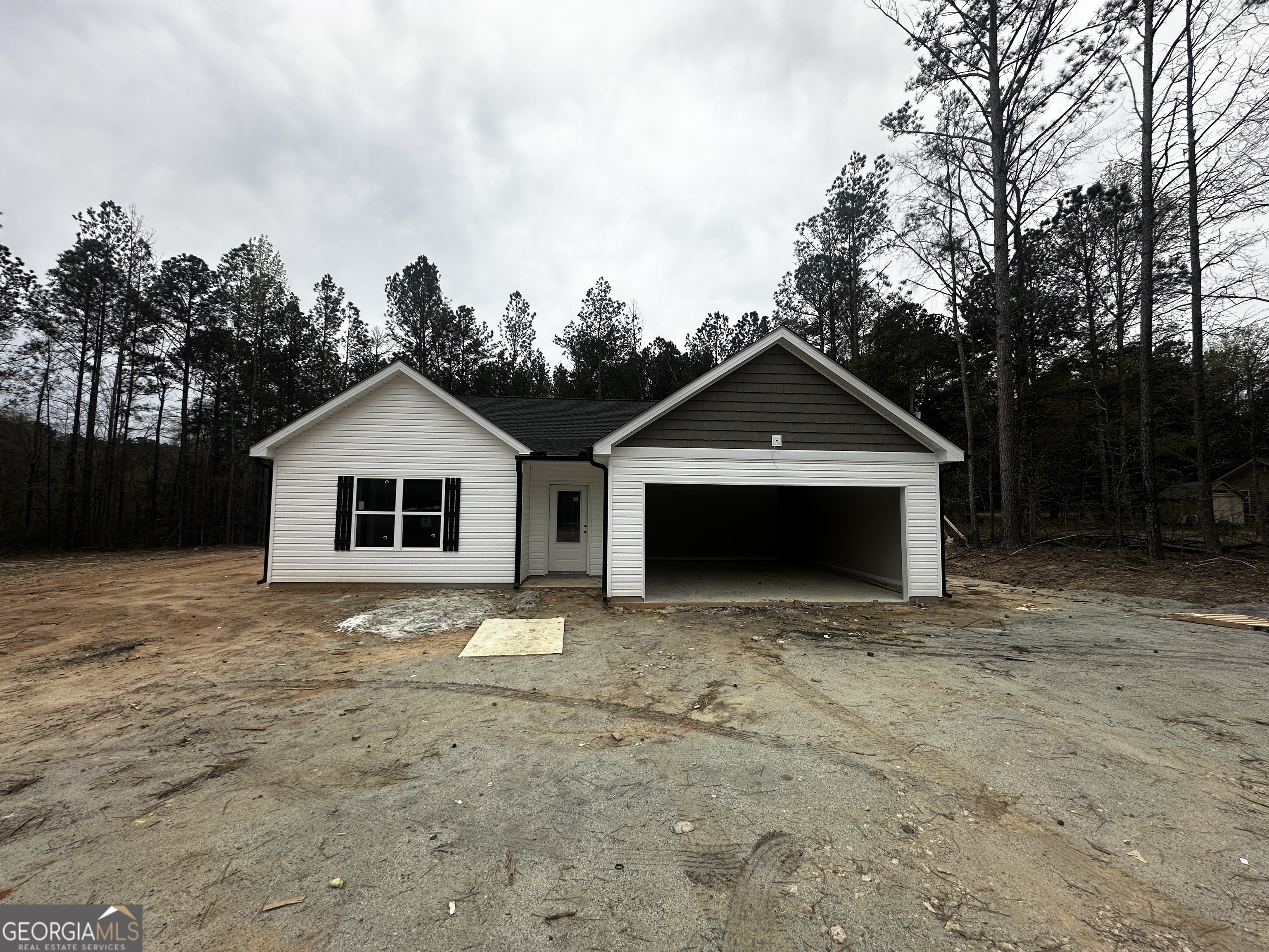 211 Groundhog Drive Property Photo