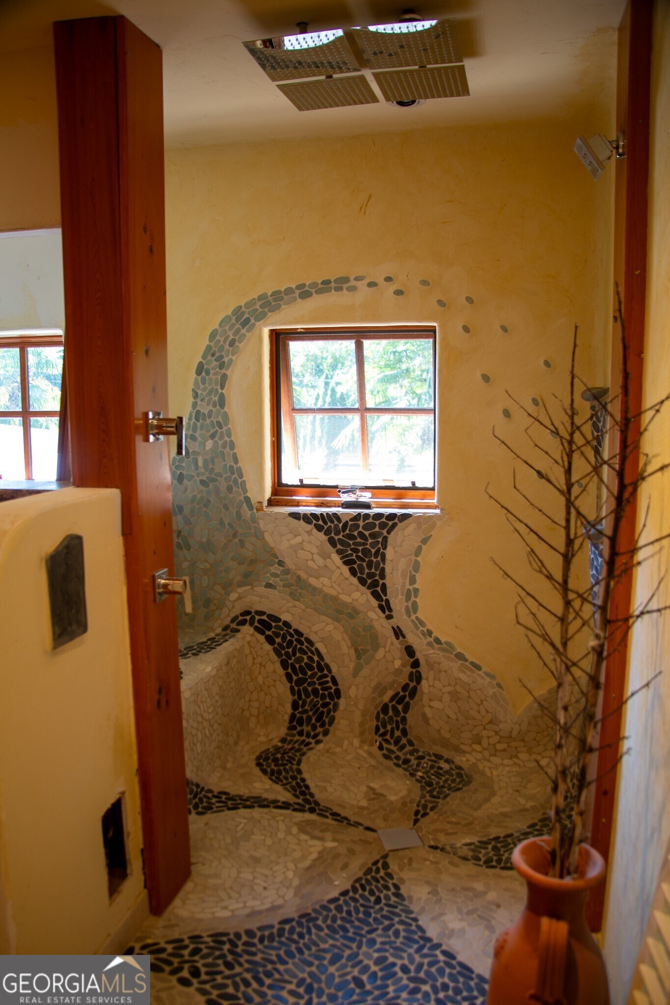 687 Lakeshore Drive Property Photo 22