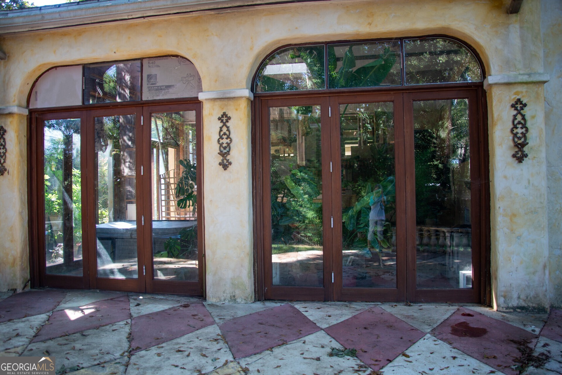 687 Lakeshore Drive Property Photo 30