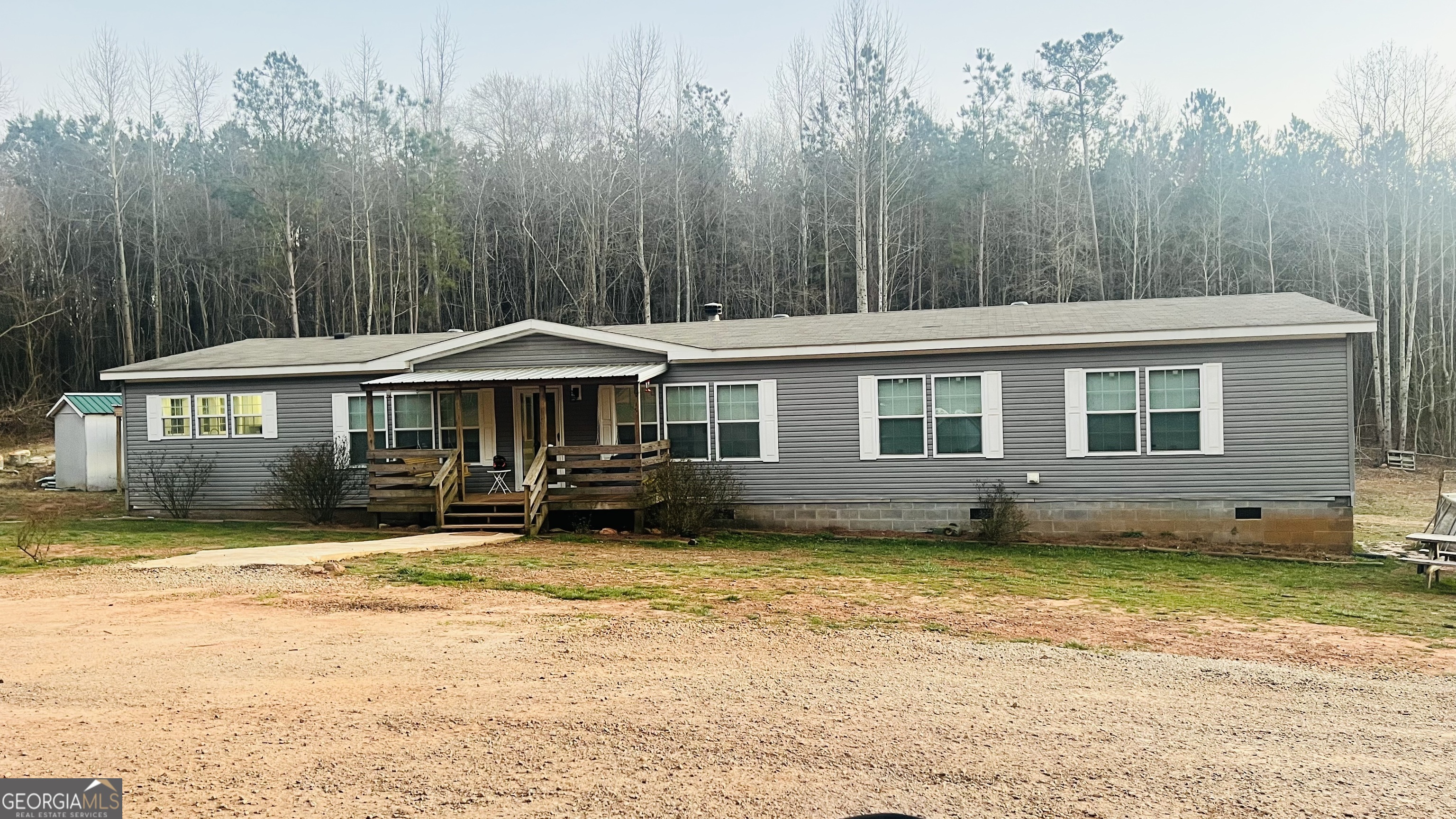 537 Craven Road Property Photo