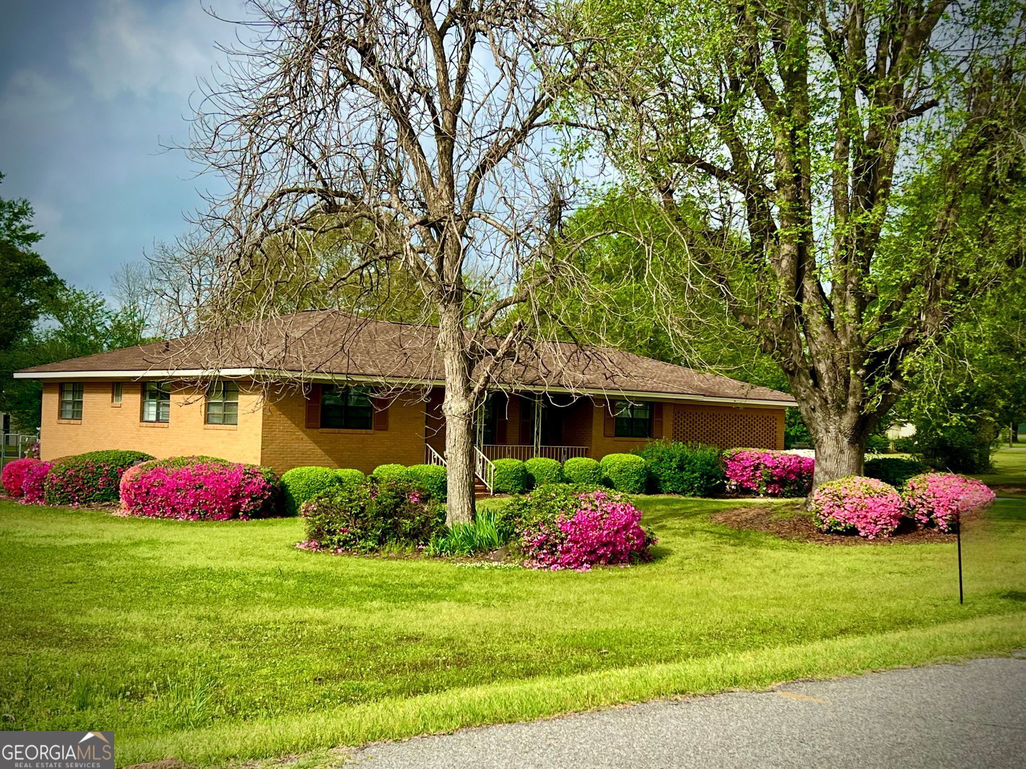 1166 Field Street Property Photo 1