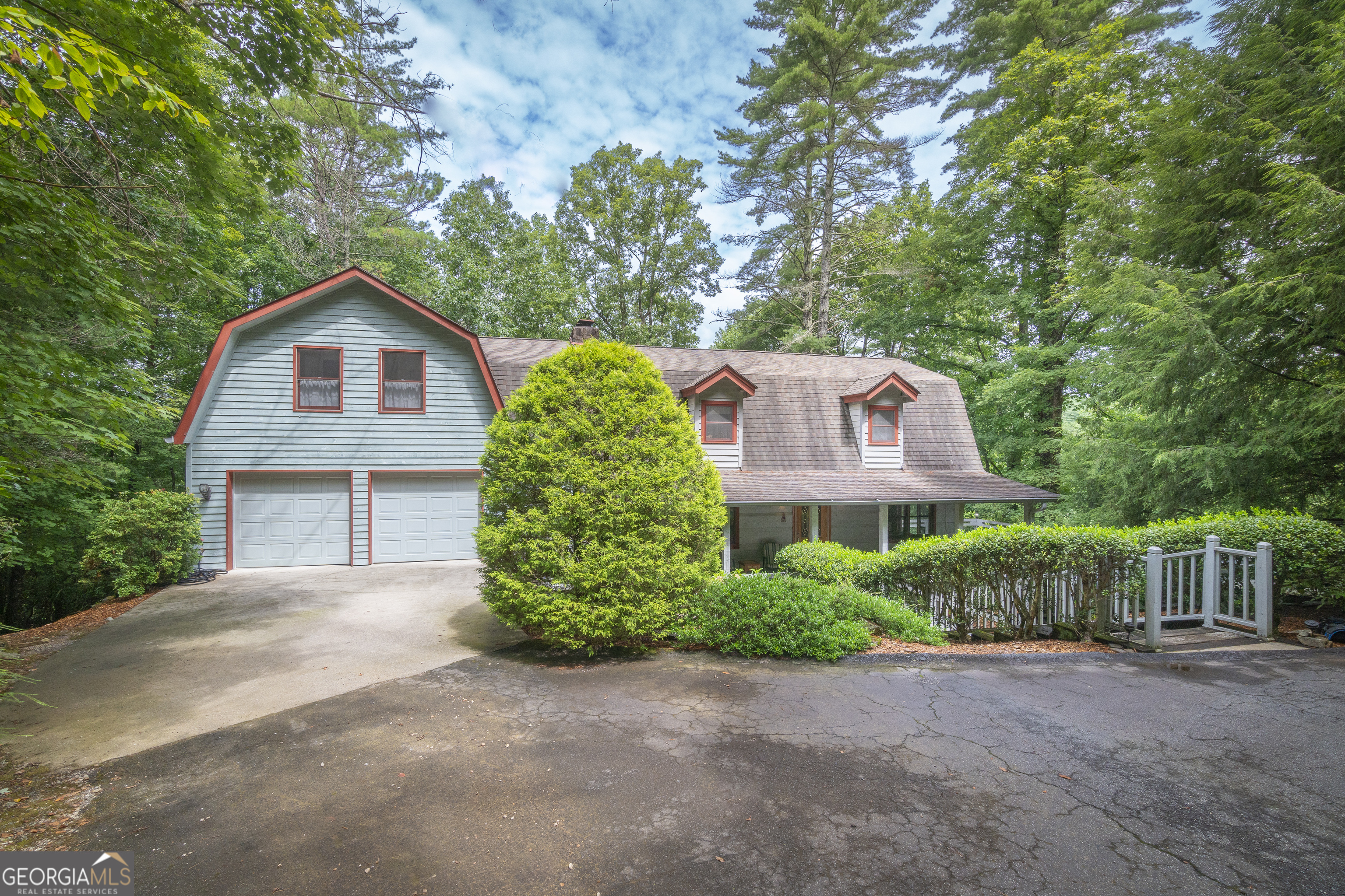 169 Indian Trail Property Photo