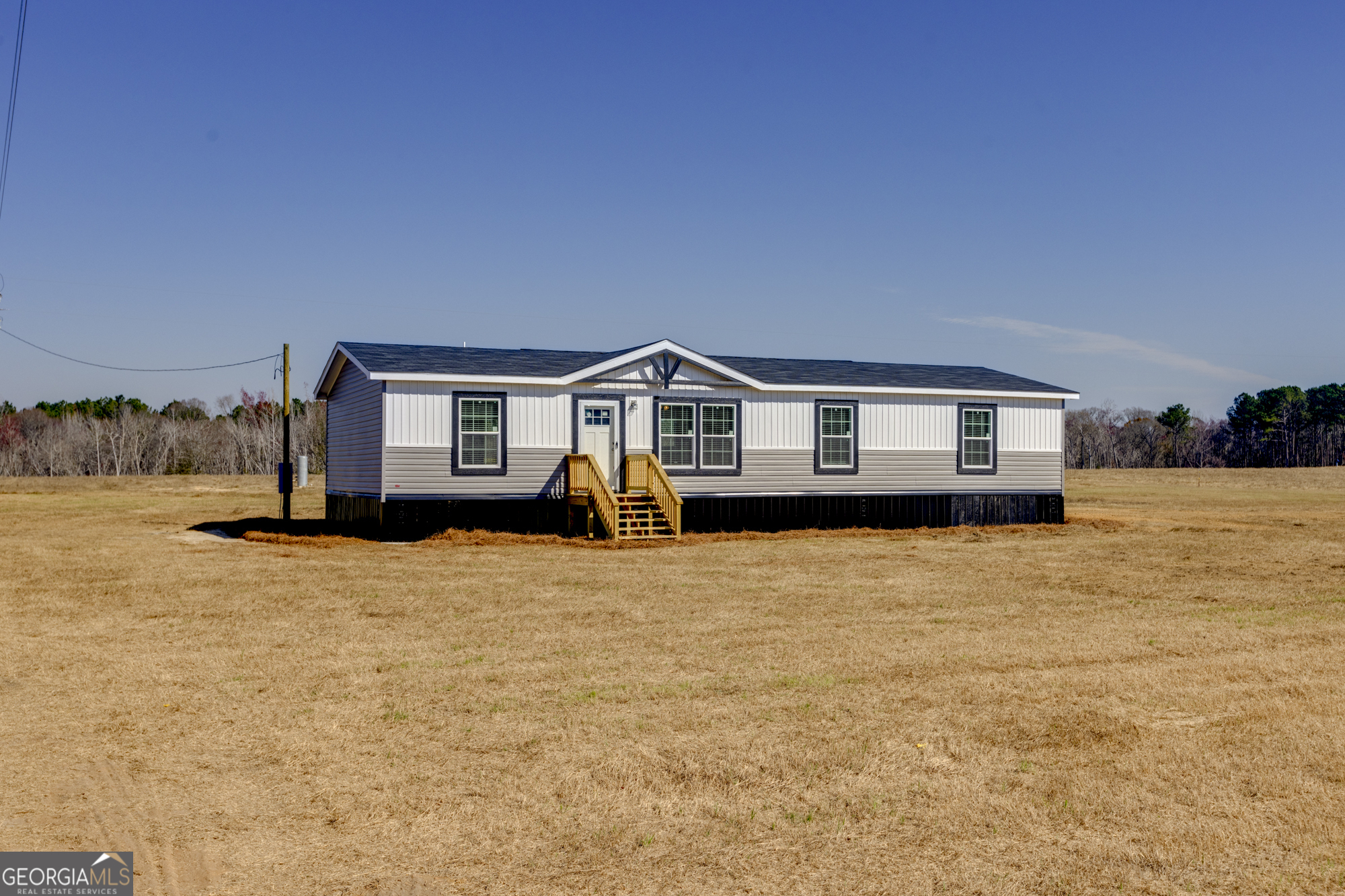 4633 Regan Road Property Photo