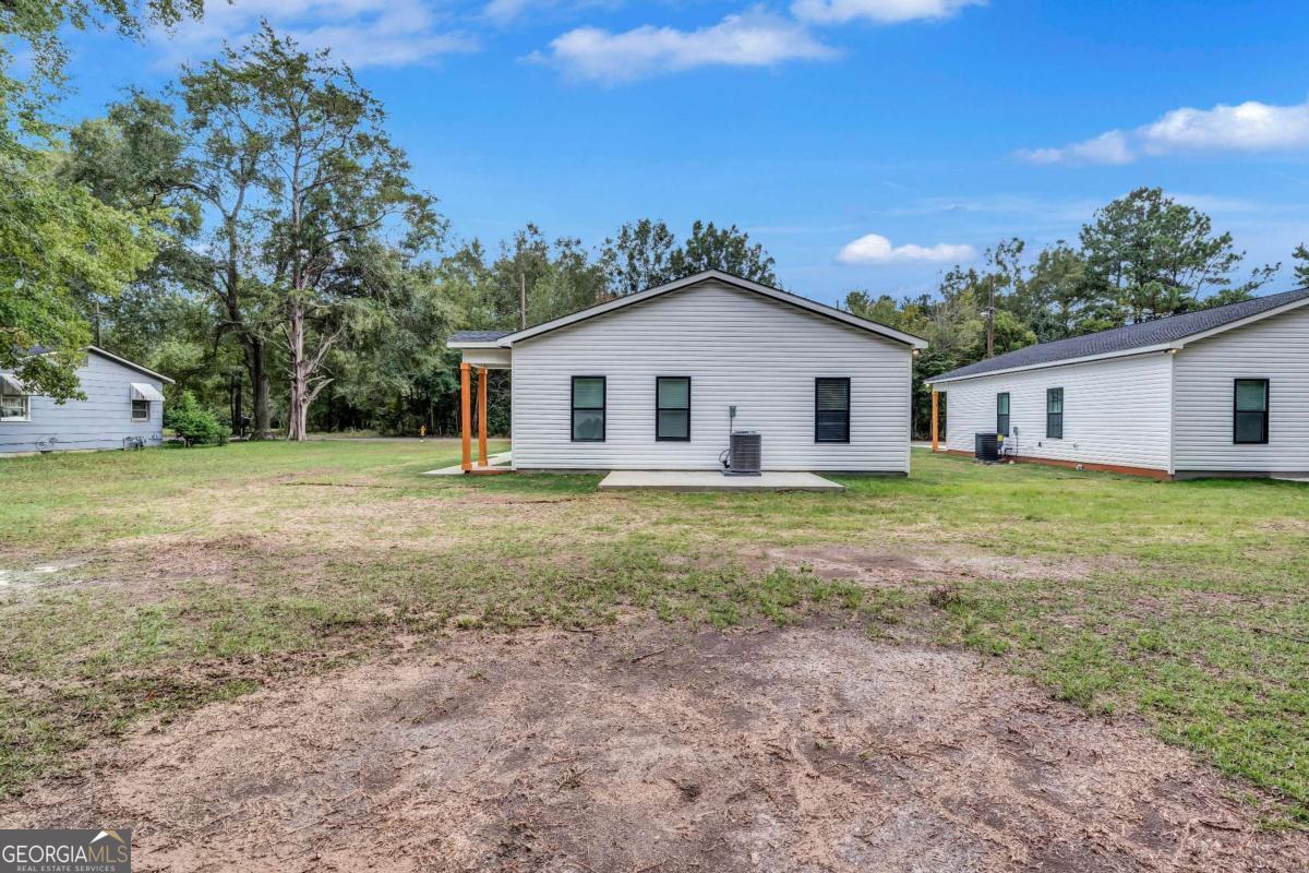 200 Elm Street Property Photo 3