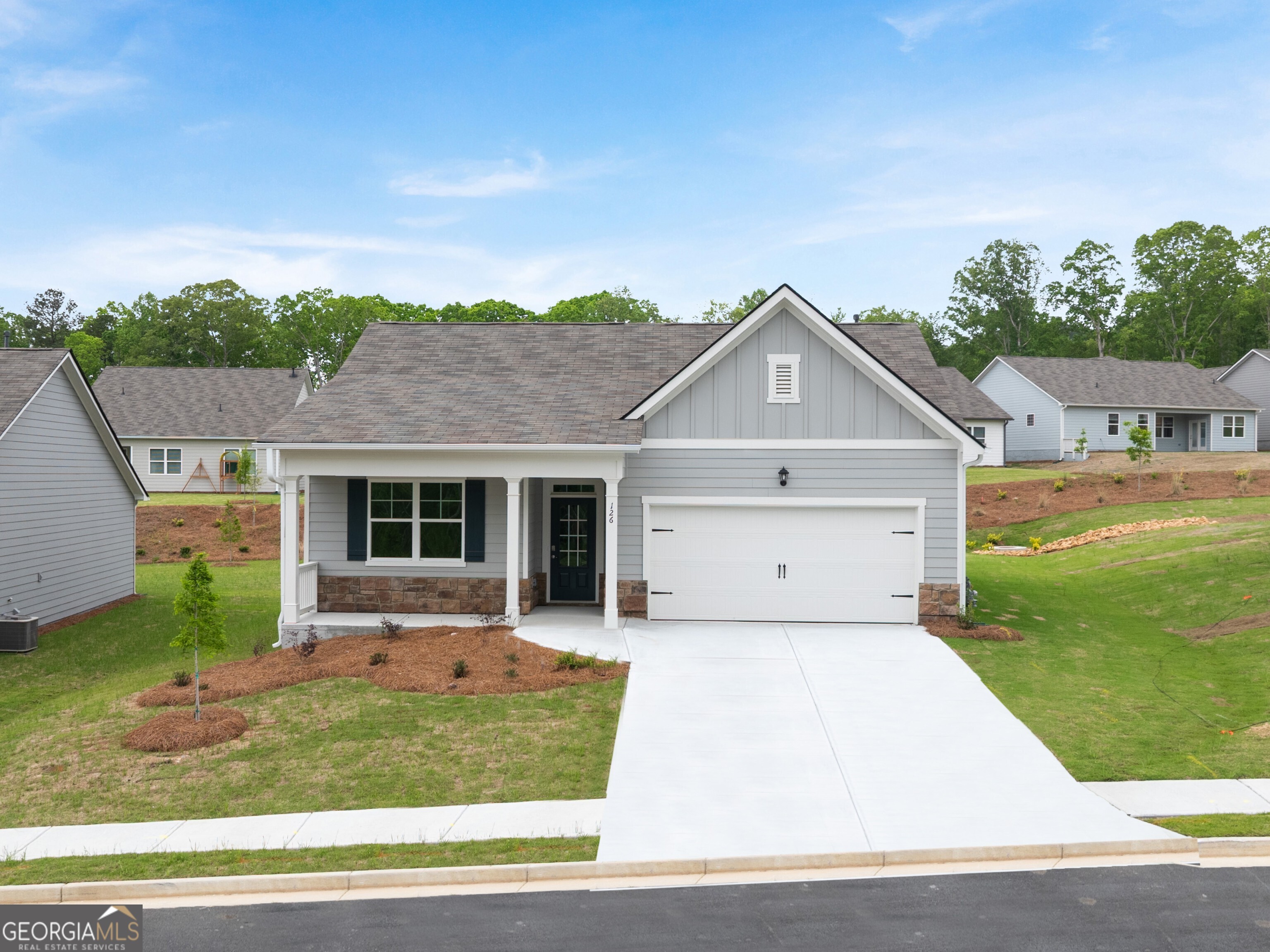 126 Majestic Oak Circle Property Photo 1