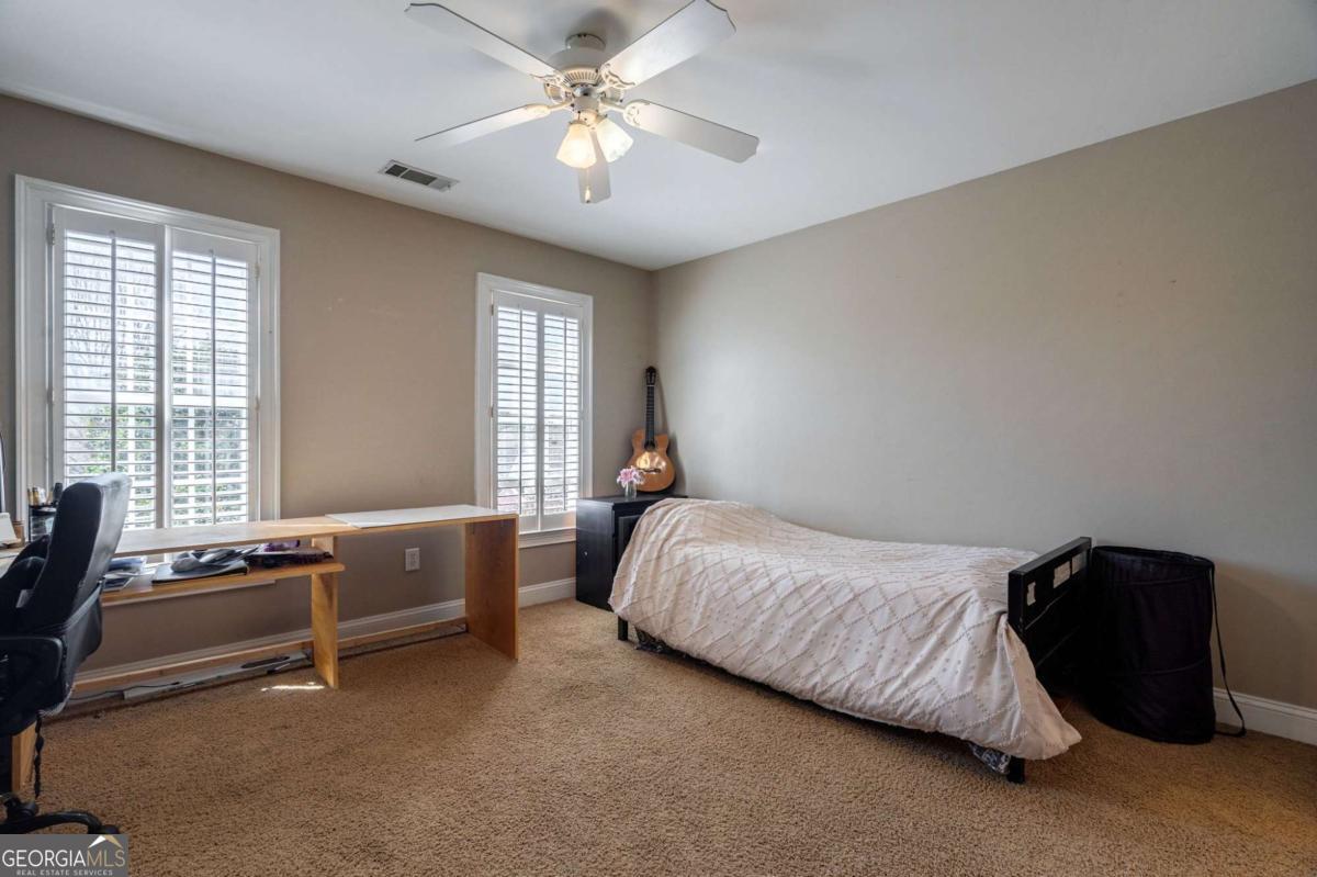 1400 Lake Wellbrook Drive Property Photo 30