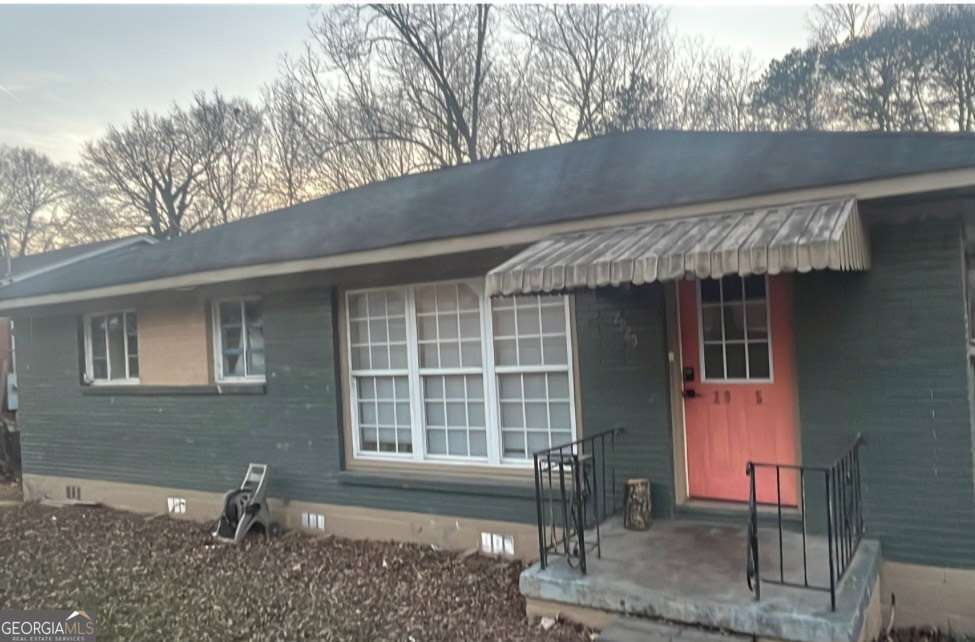 2925 Delowe Drive Property Photo