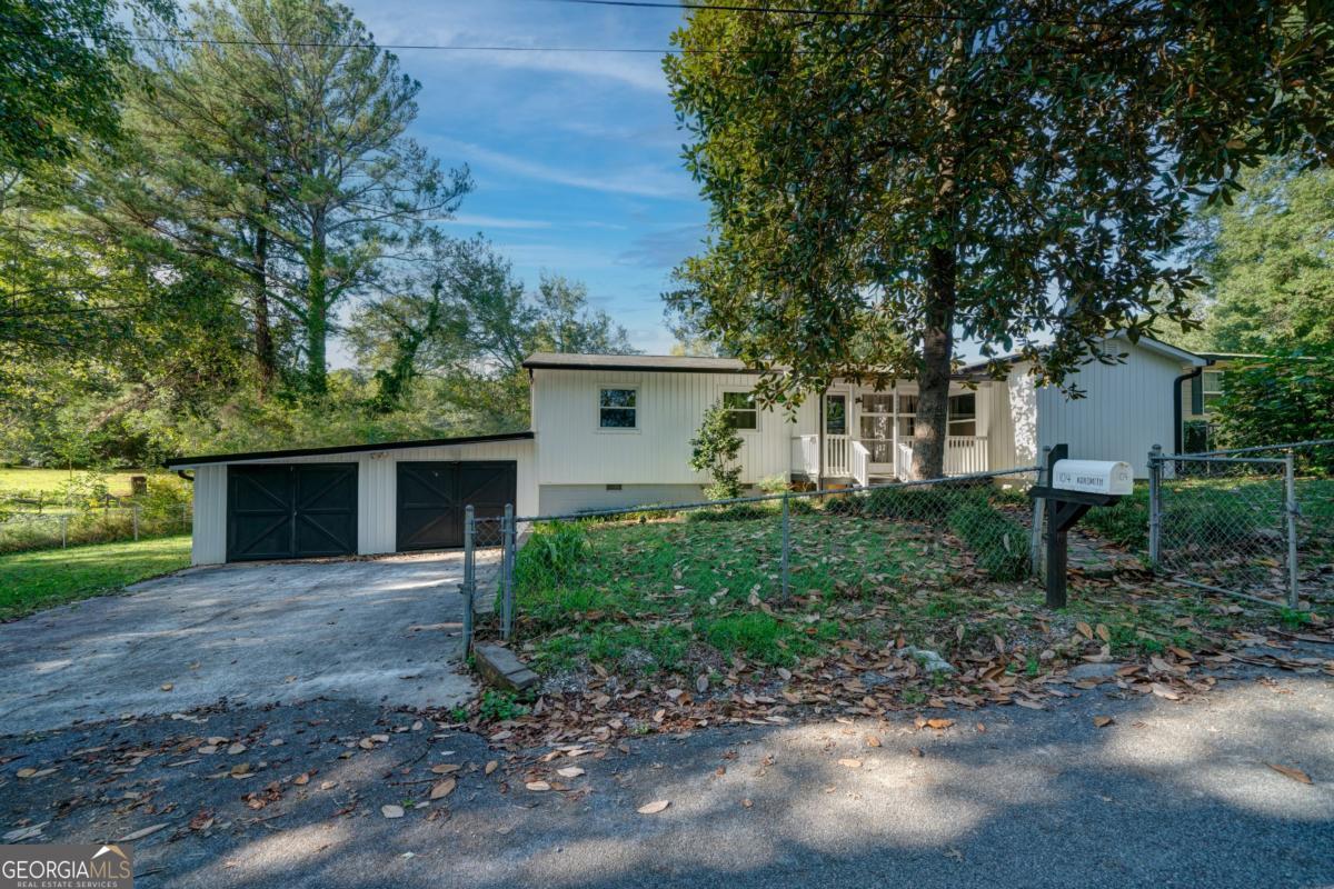 1104 Magnolia Street Property Photo