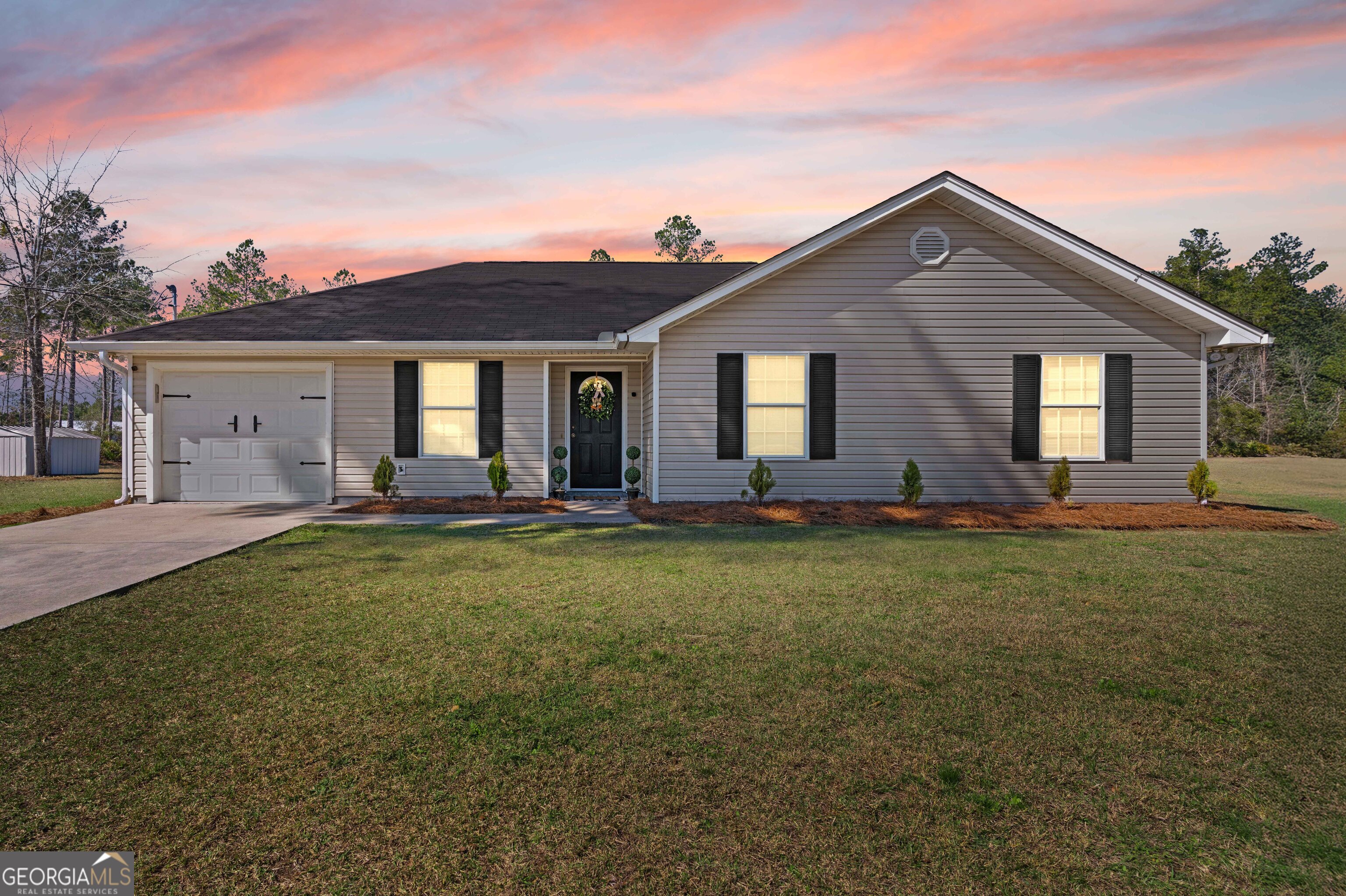 1222 Post Road Property Photo 1