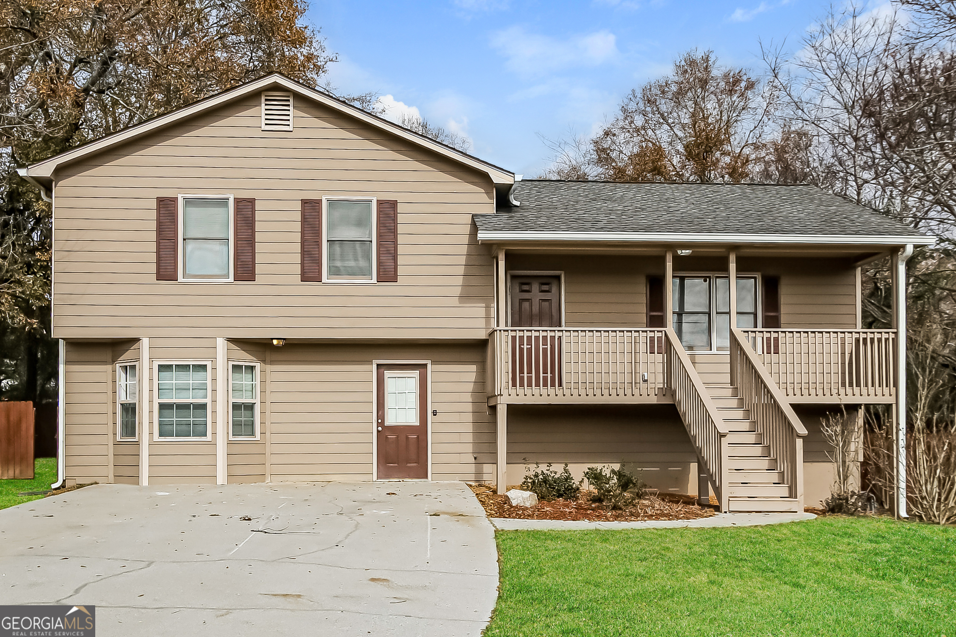 10 Colt Way Property Photo