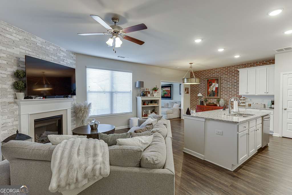3627 Canyon Springs Drive Property Photo