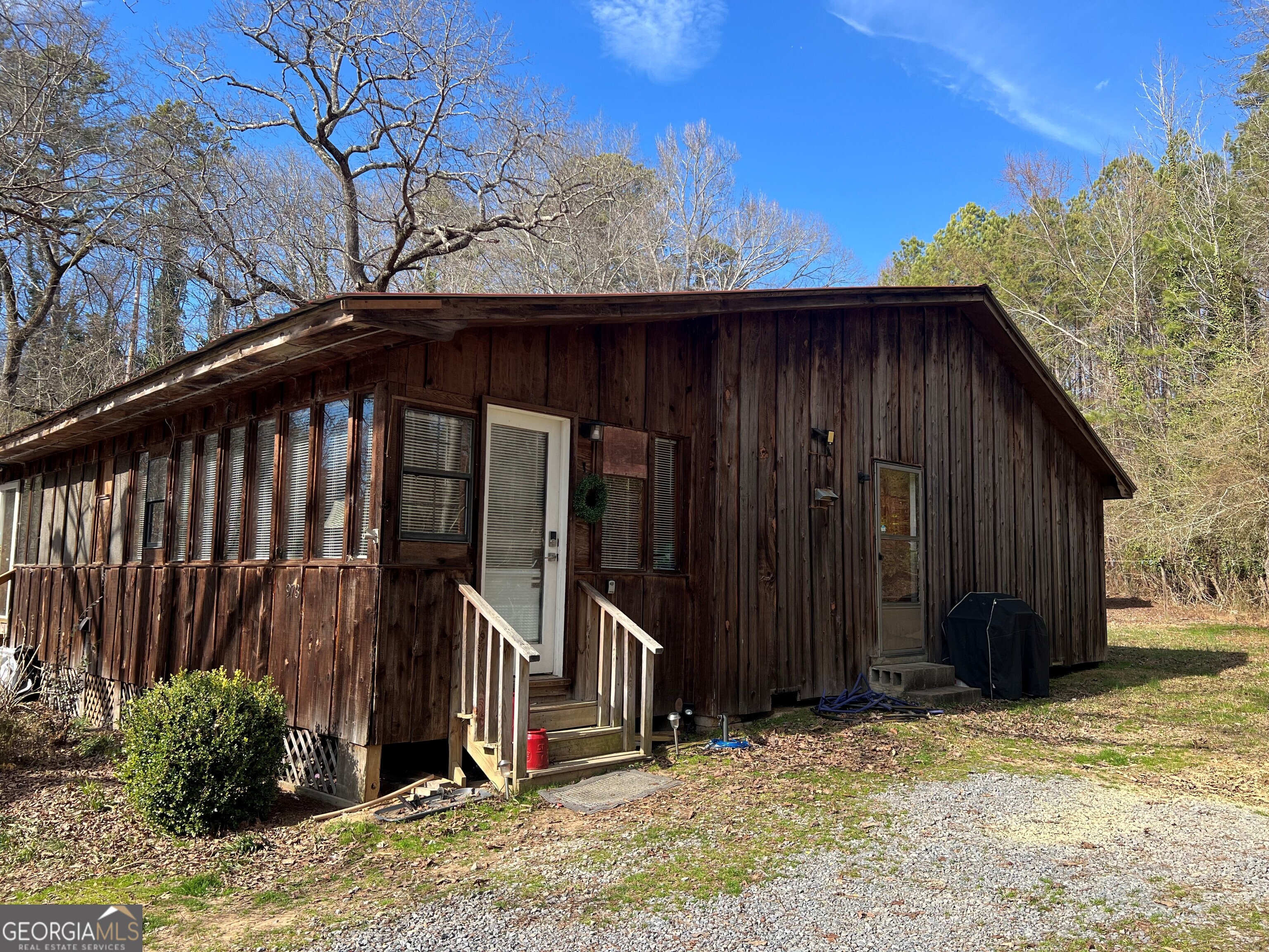 973 Barker Road Sw Property Photo 1