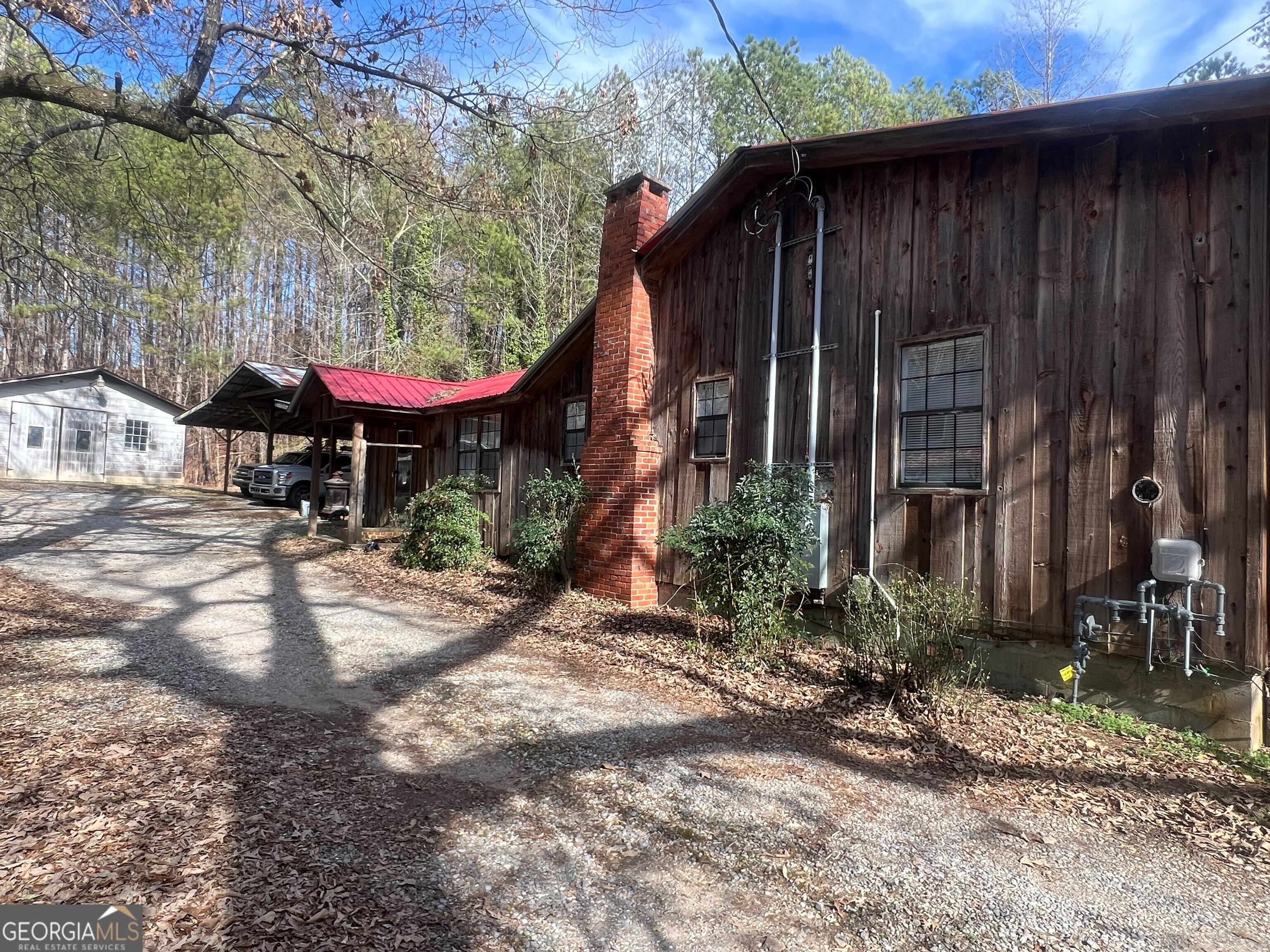 973 Barker Road Sw Property Photo 2