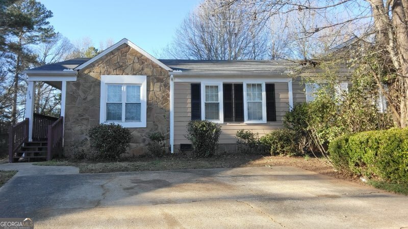 358 Pin Oak Court Sw Property Photo