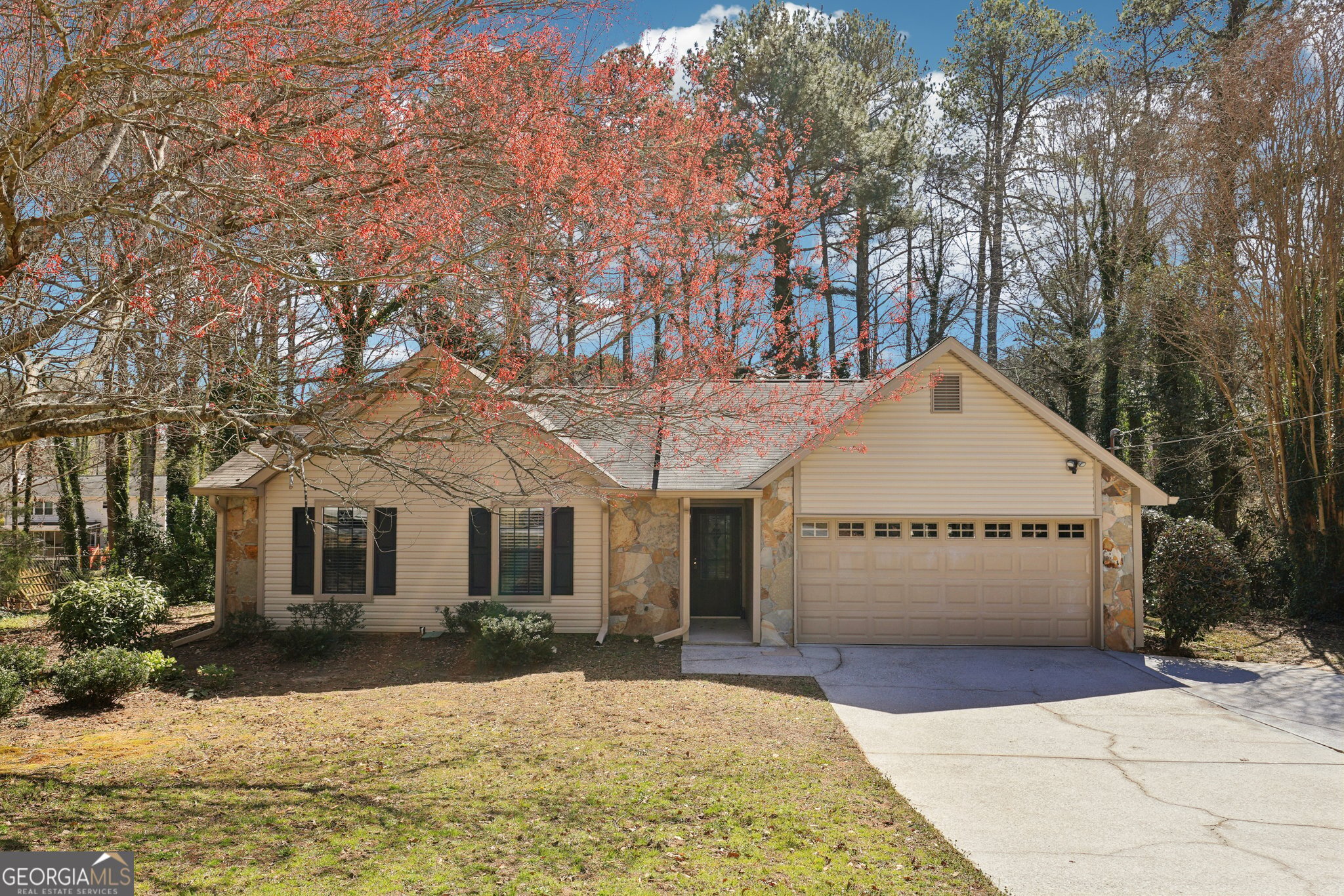 2090 Walden Park Place Property Photo