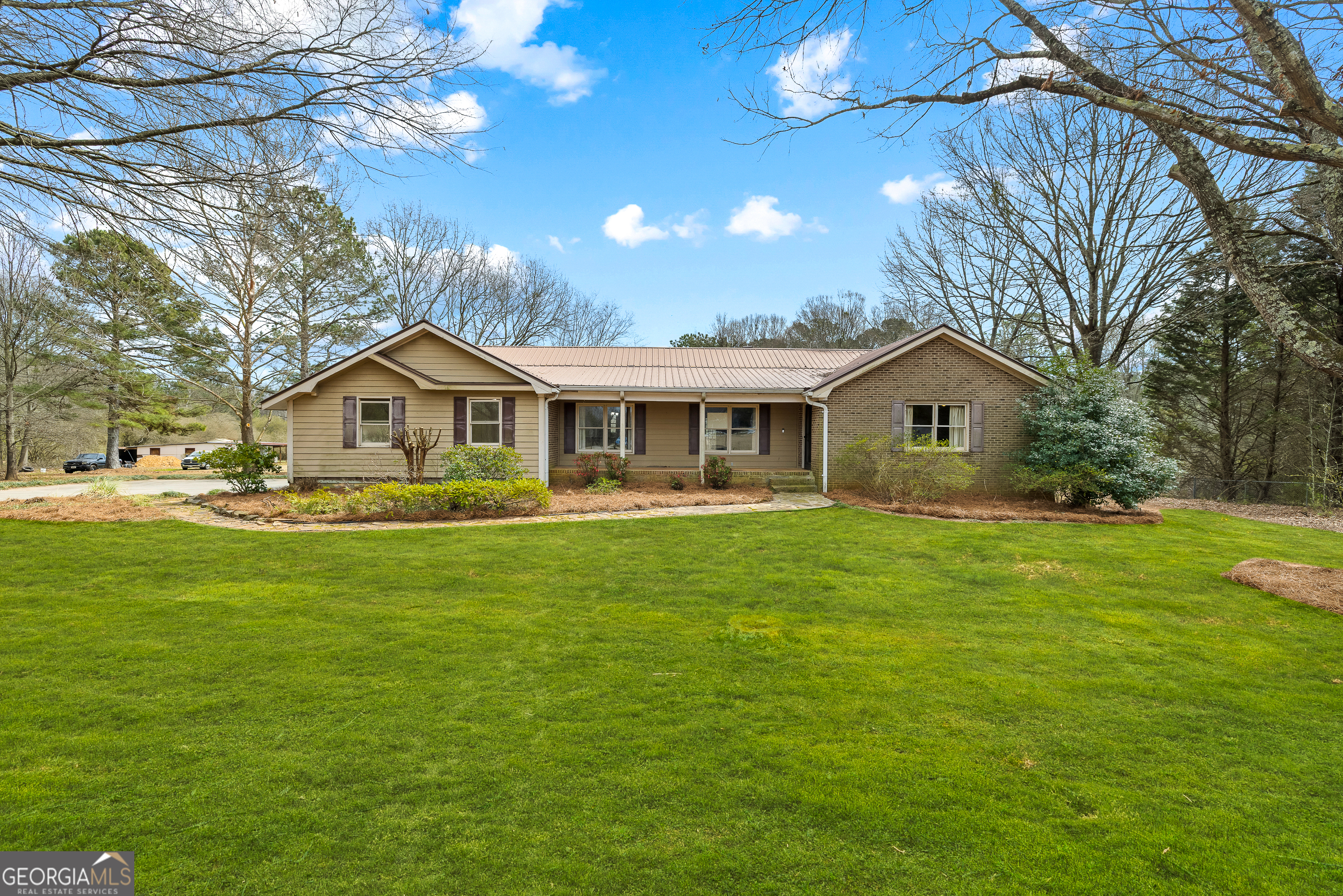 1400 Clotfelter Road Property Photo