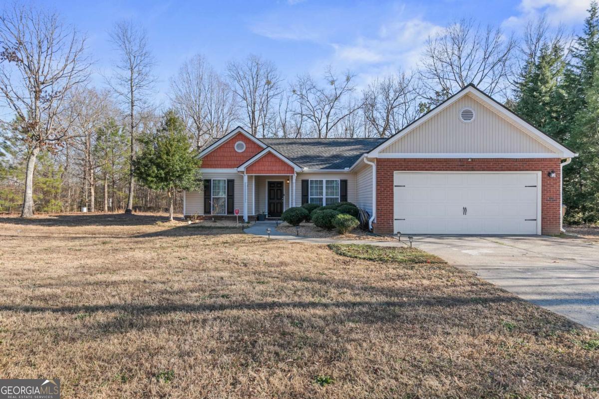 103 Logan Court Property Photo