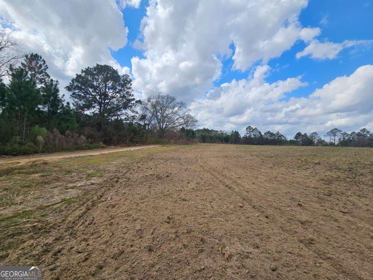 0 Sutton Property Photo