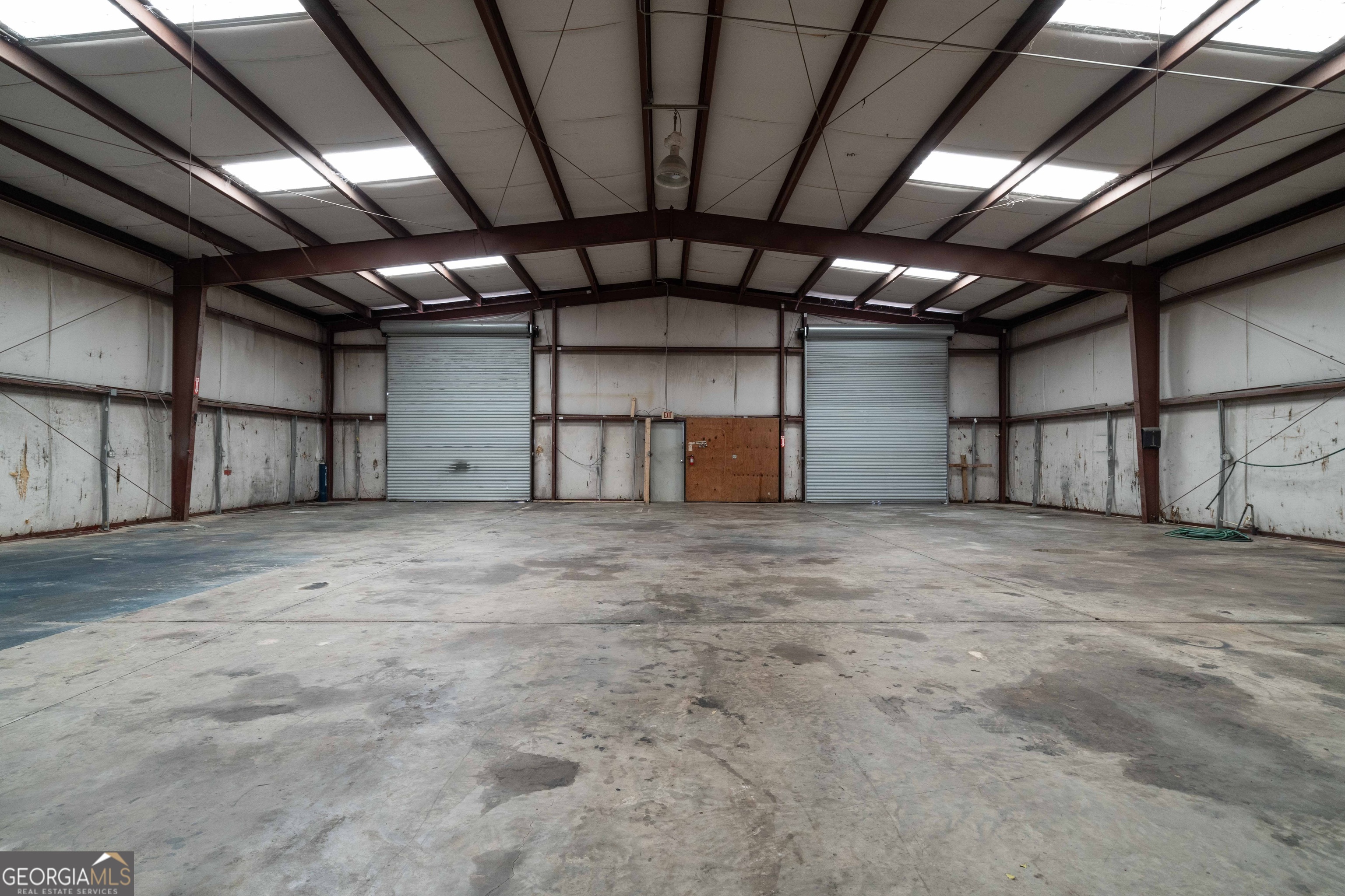 12755 Veterans Memorial Highway Property Photo 4
