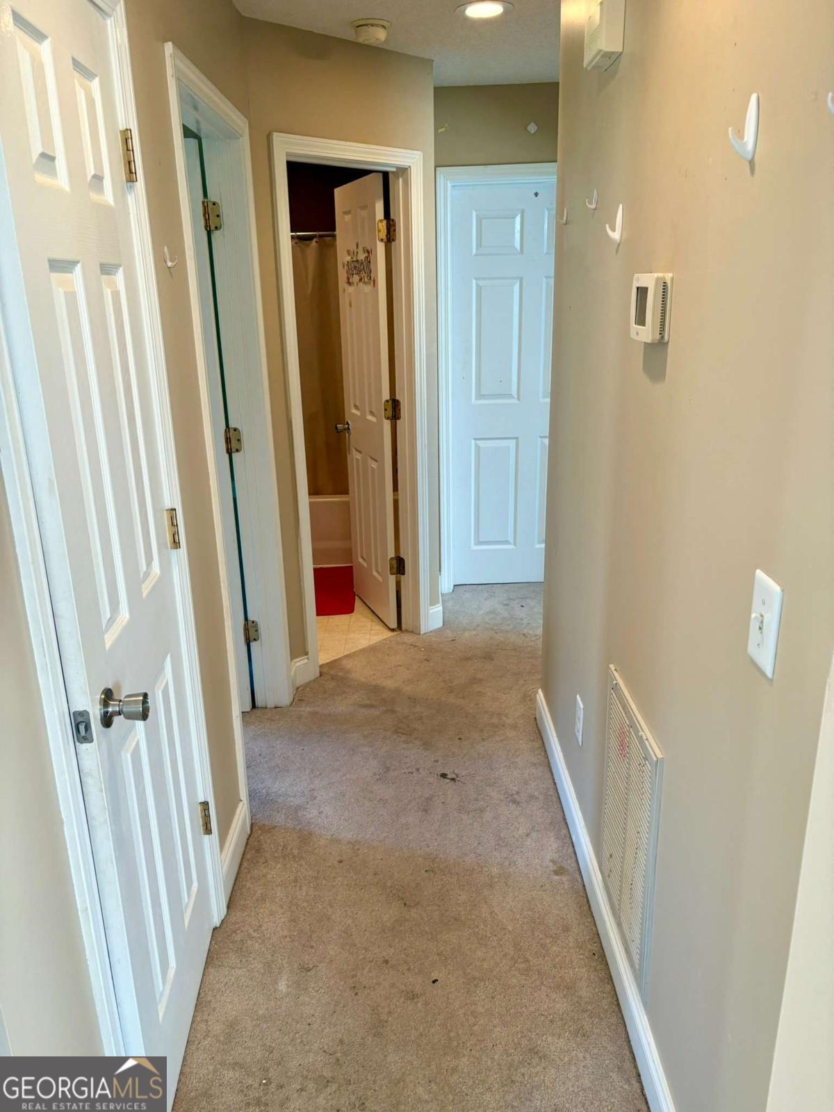 2715 Arnold Park Drive Property Photo 12