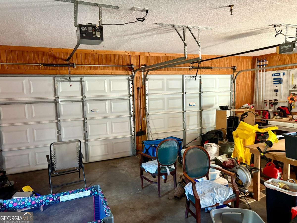 2715 Arnold Park Drive Property Photo 27
