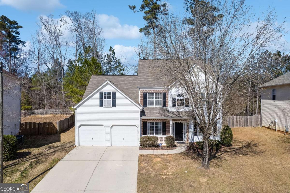 5729 Newnan Circle Property Photo