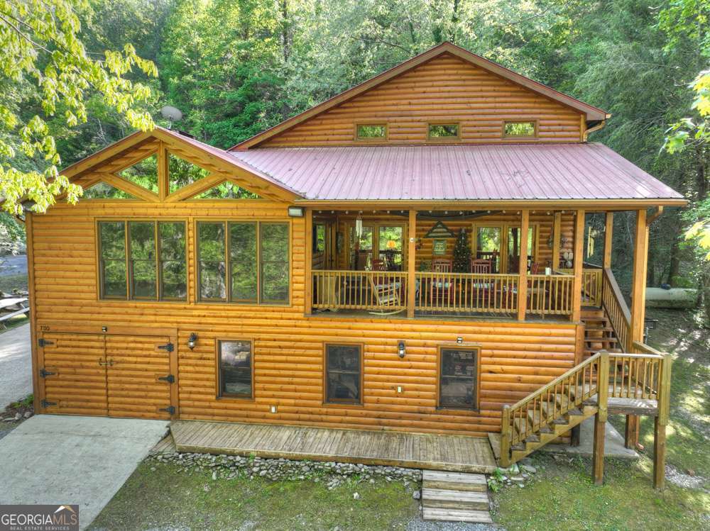 730 Riverside Lane Property Photo