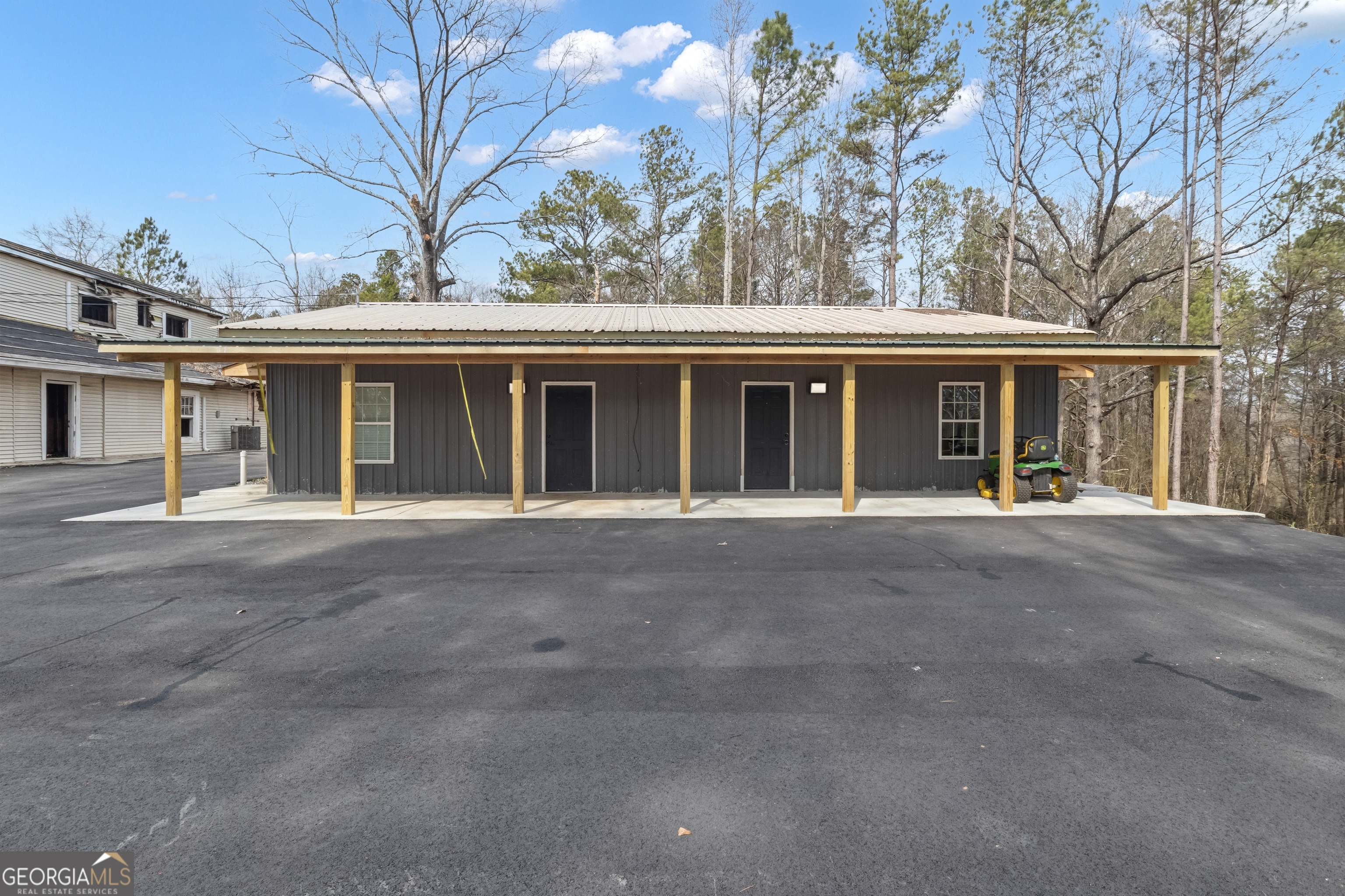 21 Old Carrollton Road Property Photo