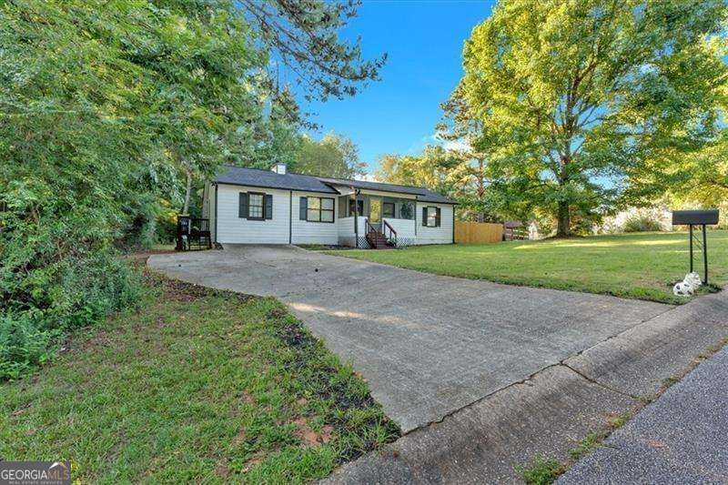 54 Mildred Court Property Photo