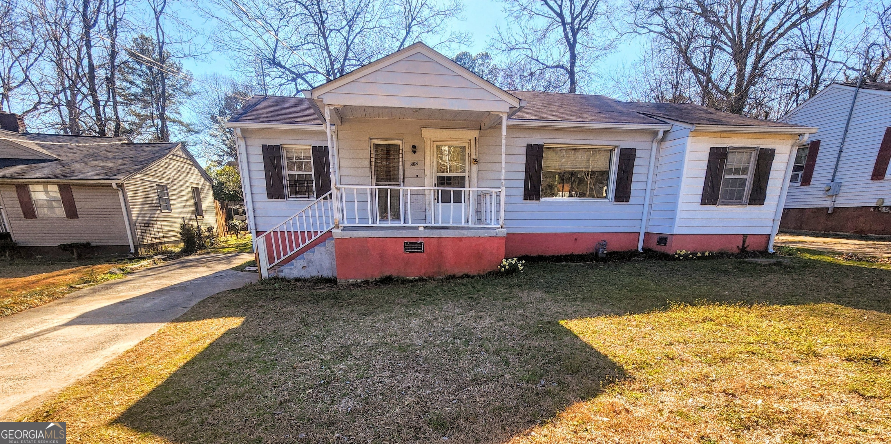 808 S Park Drive Property Photo