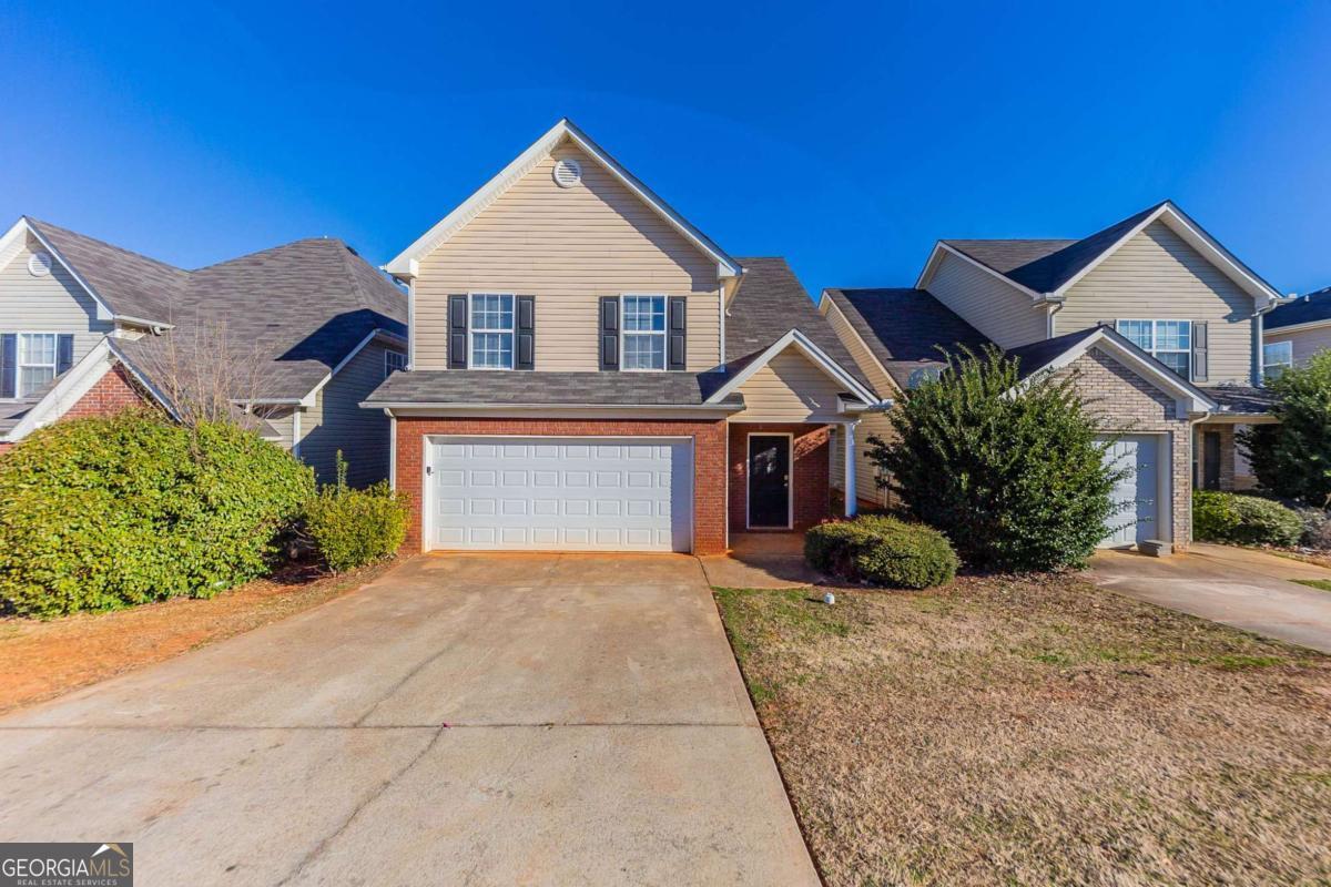 527 Carlton Pointe Drive Property Photo