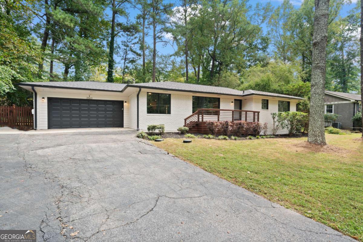3363 Briarcliff Road Ne Property Photo