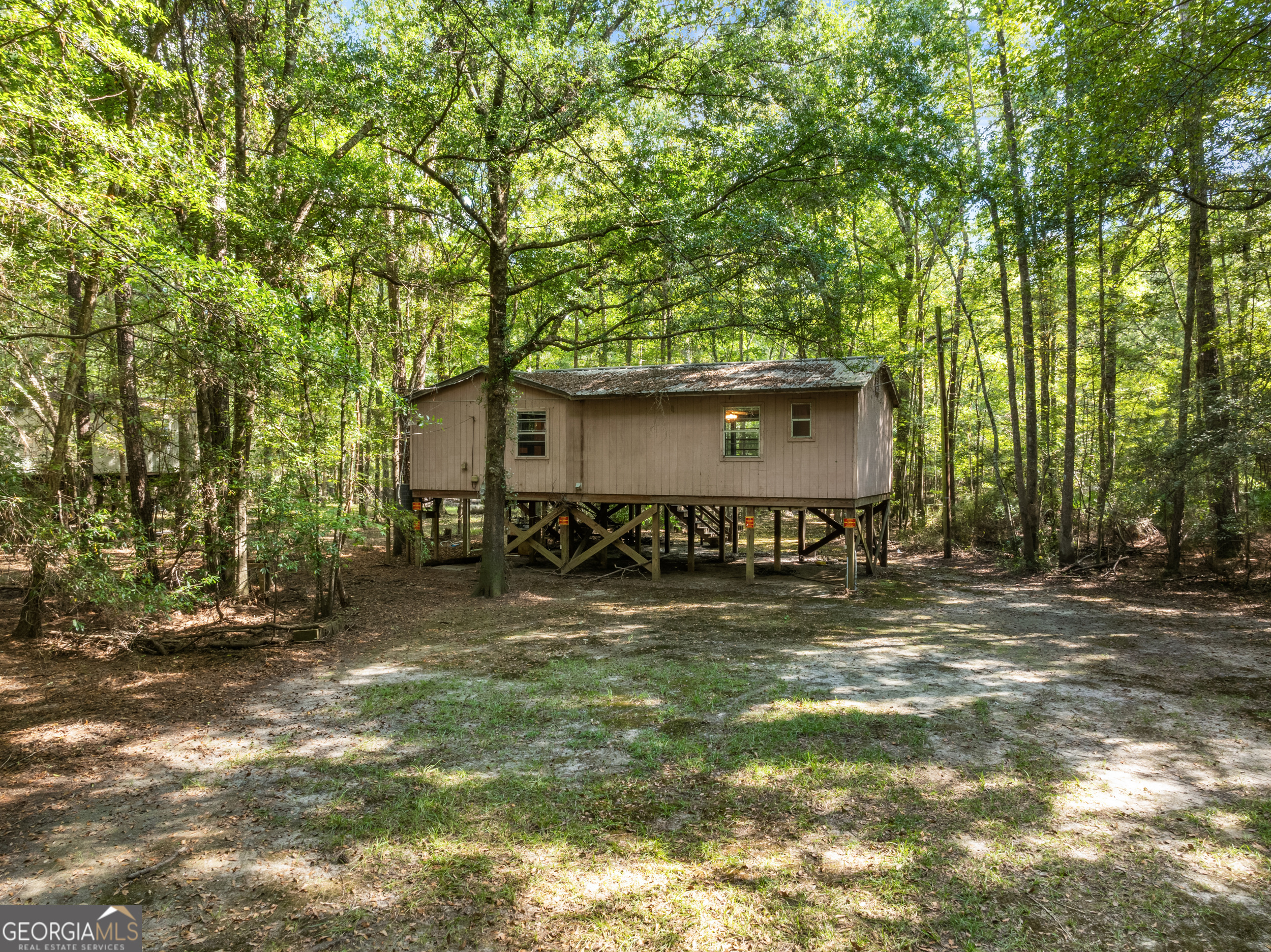 628 Riverside Drive Property Photo 7