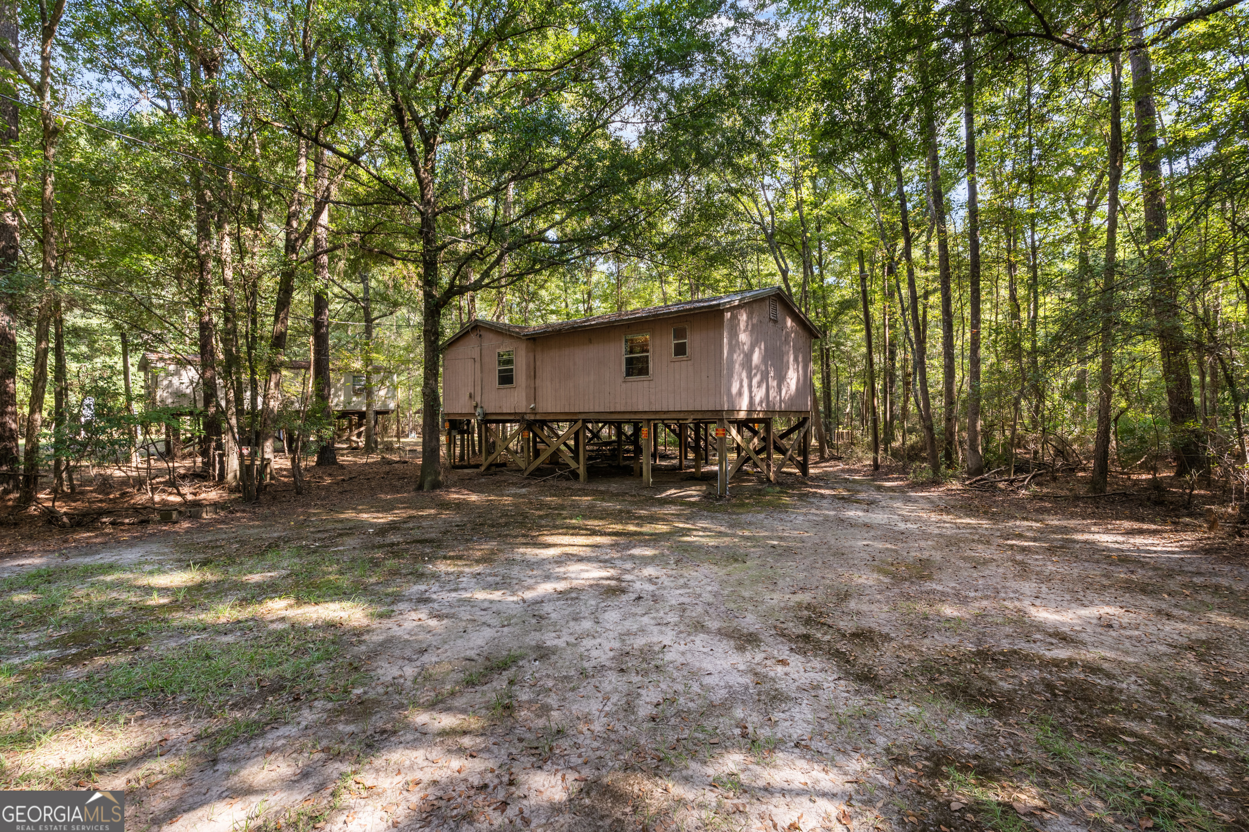628 Riverside Drive Property Photo 8