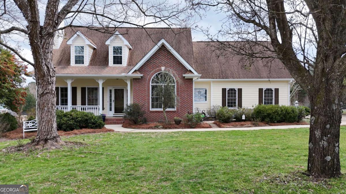 1030 Ridgefield Drive Property Photo 1