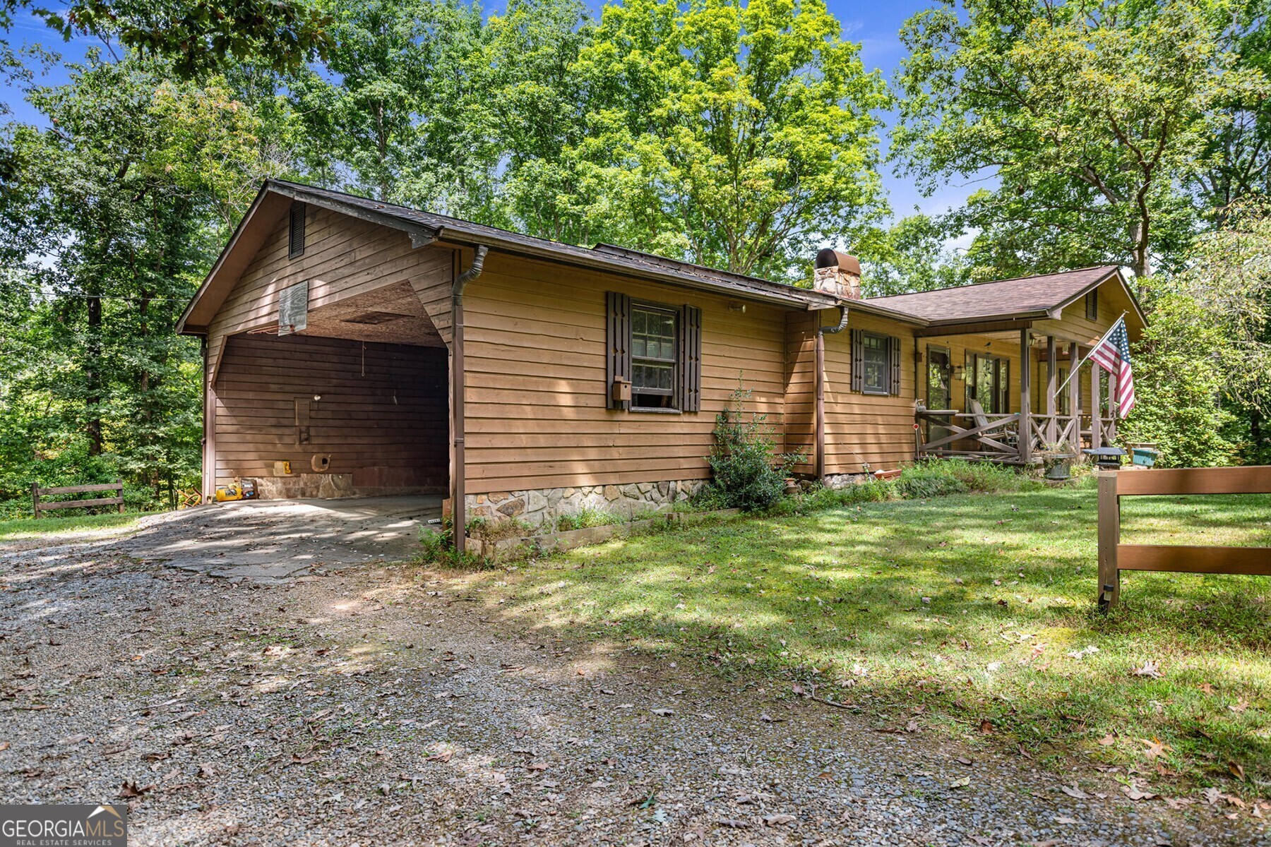 788 Lake Forest Drive Property Photo