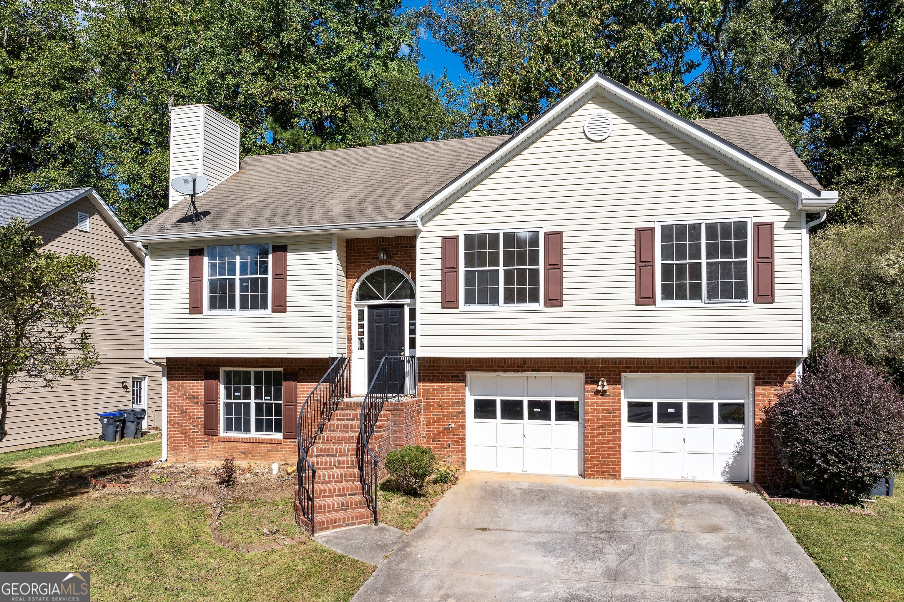 935 Eagle Pointe Drive Property Photo