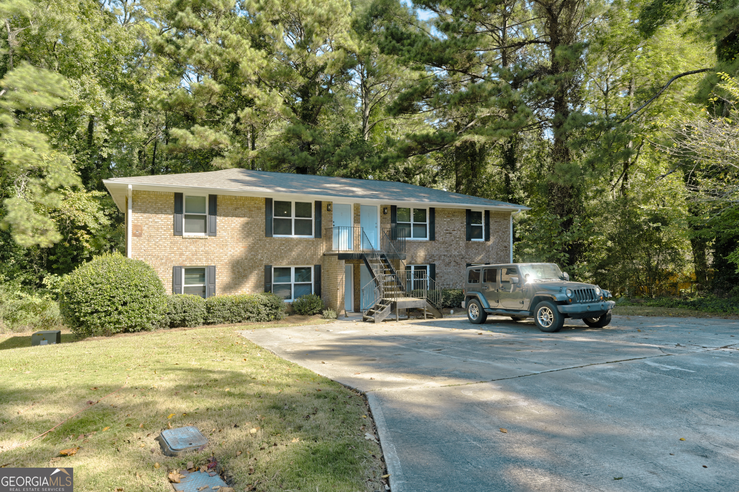 574 Evergreen Terrace Property Photo