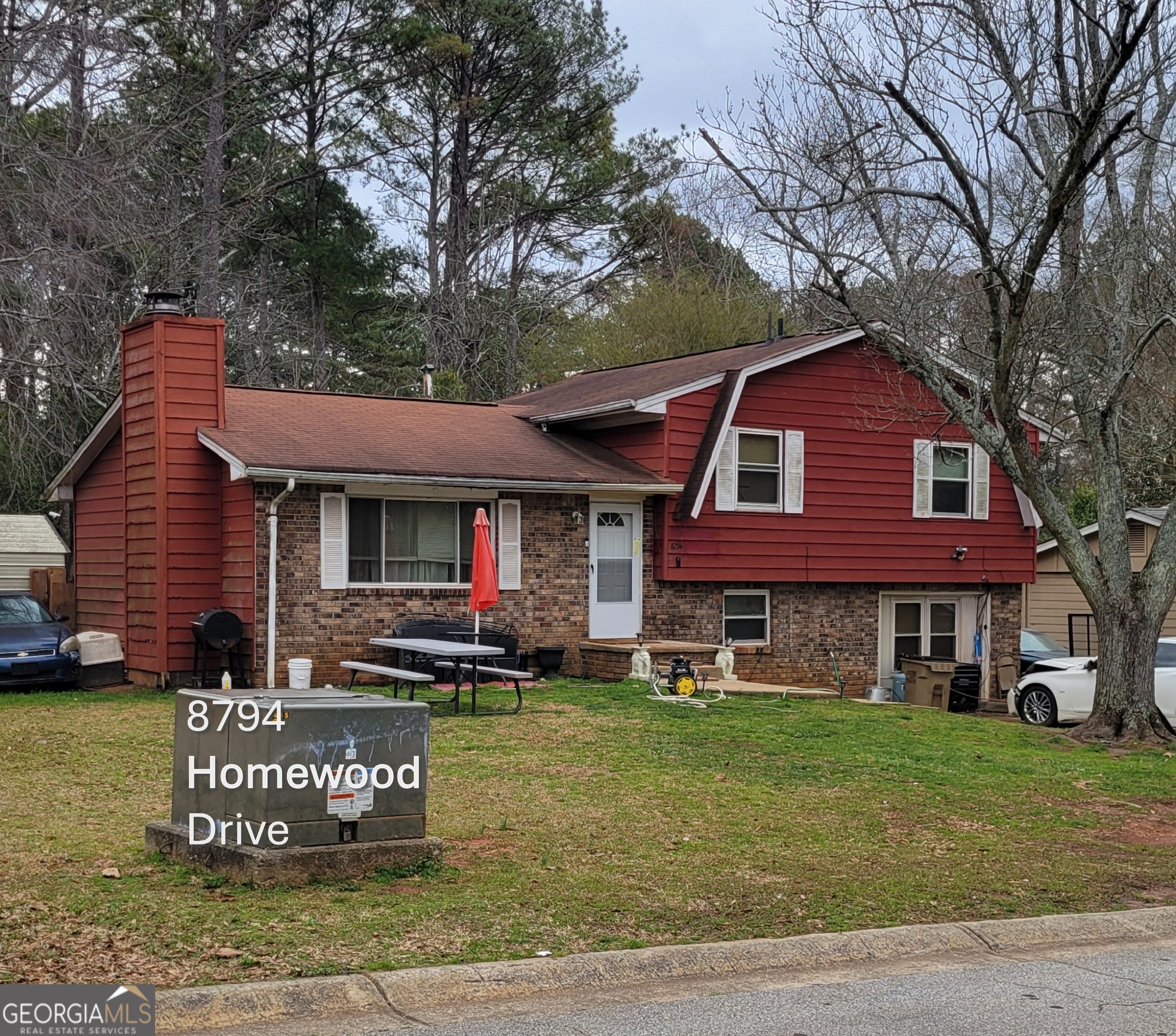 8794 Homewood Drive Property Photo 1