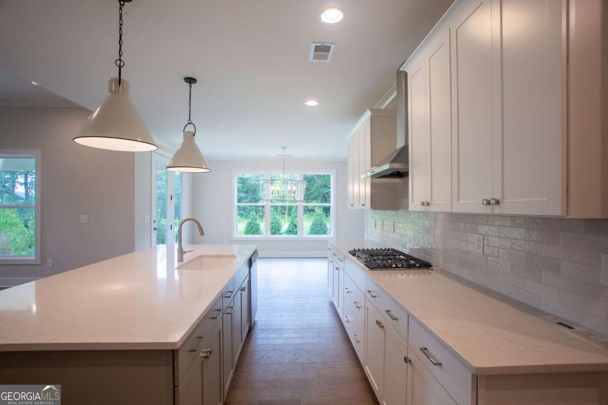 5305 Memento Trace Property Photo 12