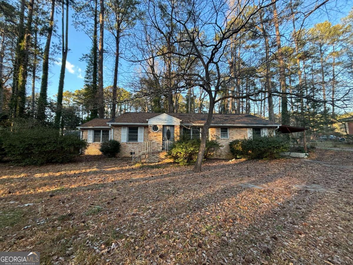 3195 Benjamin E Mays Drive SW Property Photo 1